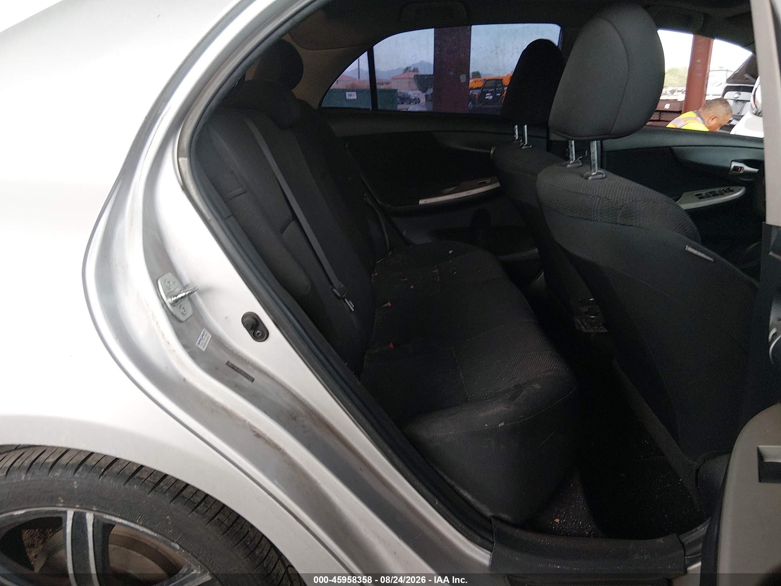 2011 Toyota Corolla S Silver vin: 2T1BU4EE6BC678205