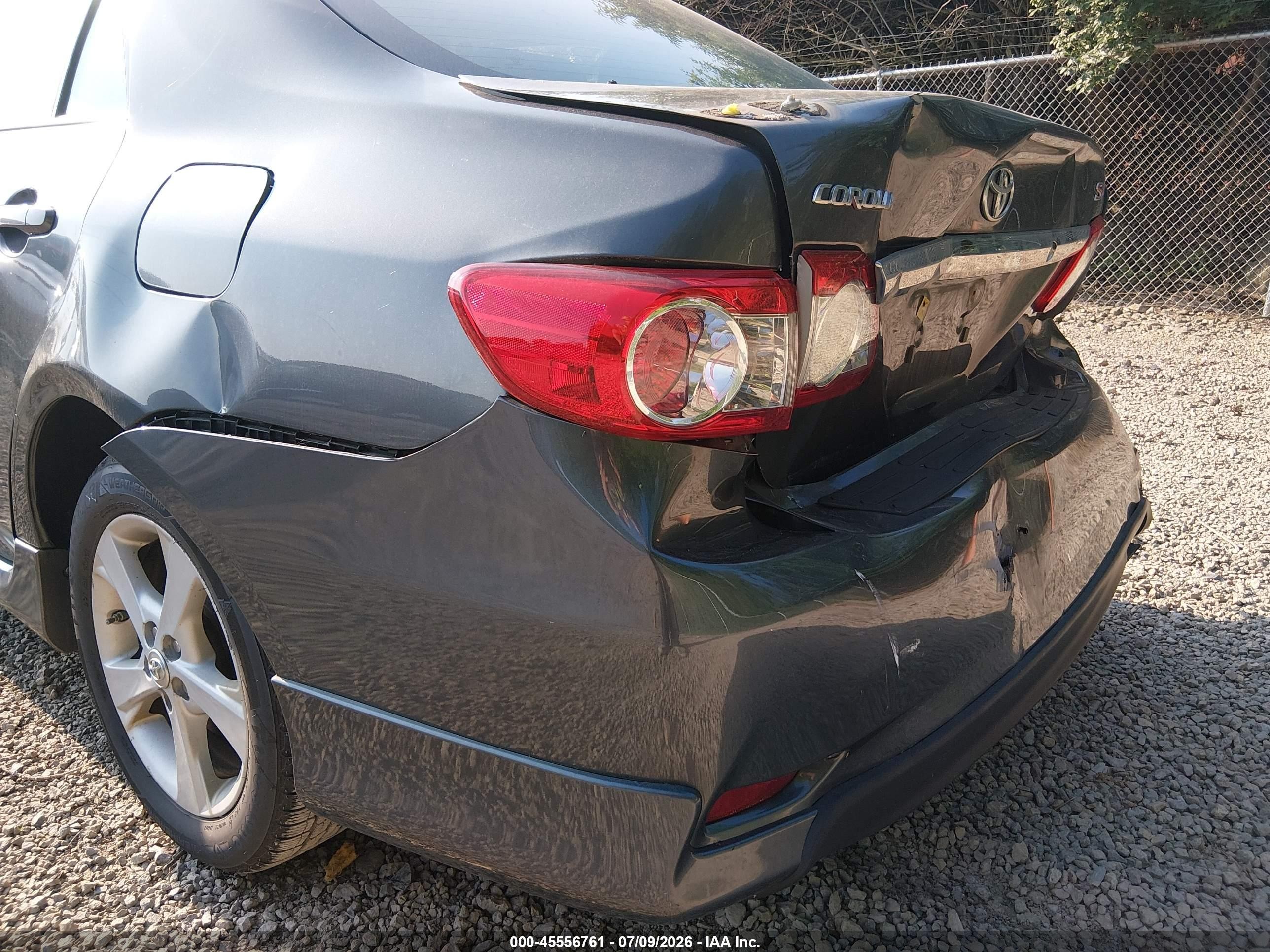2011 Toyota Corolla S Серый vin: 2T1BU4EE6BC680293