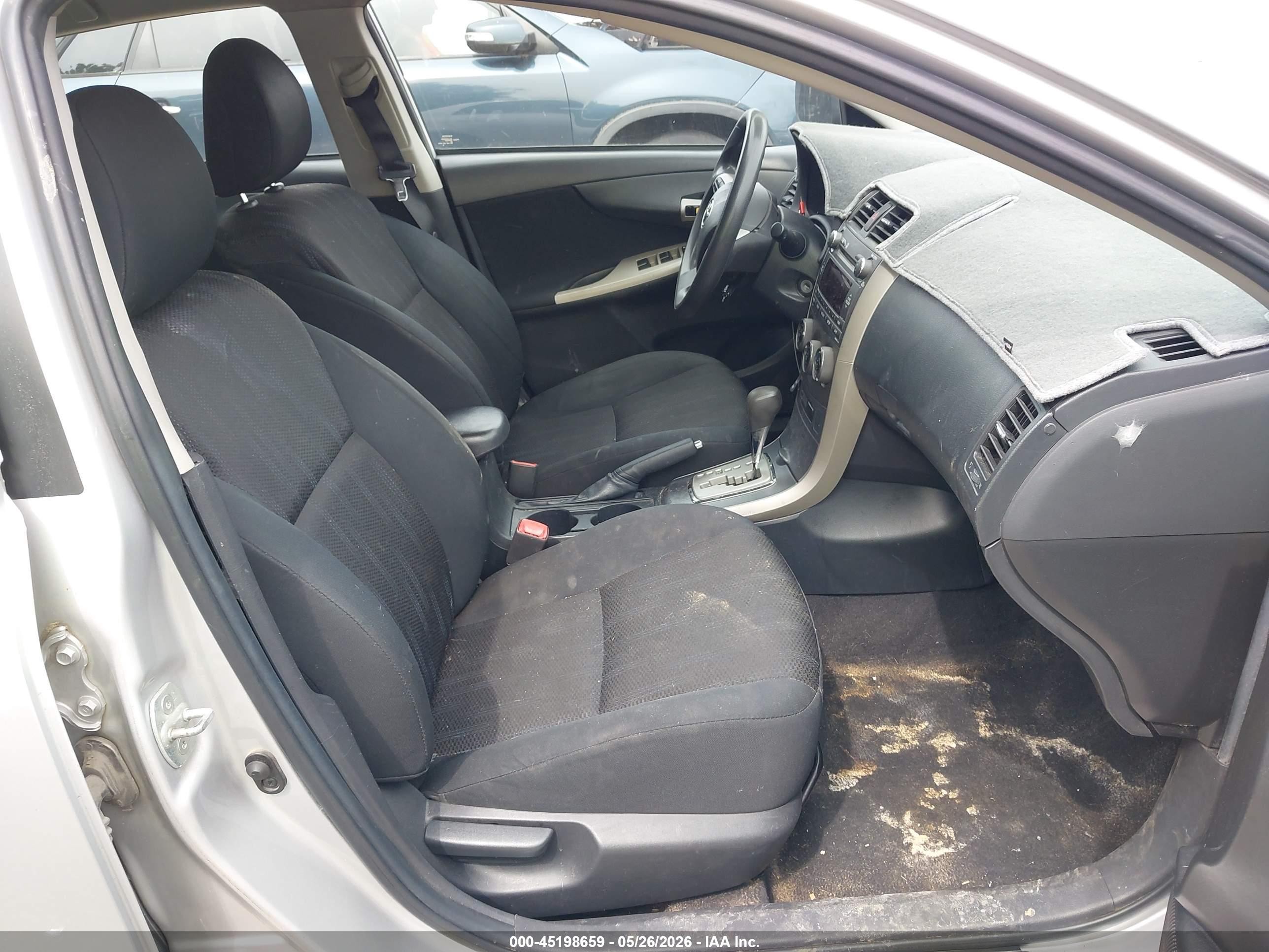 2011 Toyota Corolla S Silver vin: 2T1BU4EE6BC681265
