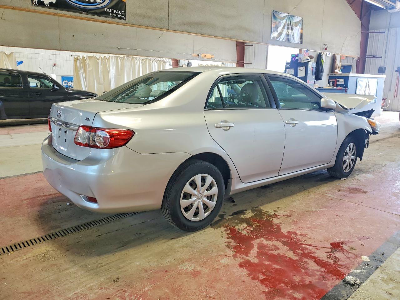 2011 Toyota Corolla Le Silver vin: 2T1BU4EE6BC687003