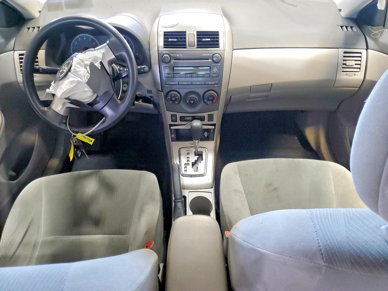 2011 Toyota Corolla Le Silver vin: 2T1BU4EE6BC687003