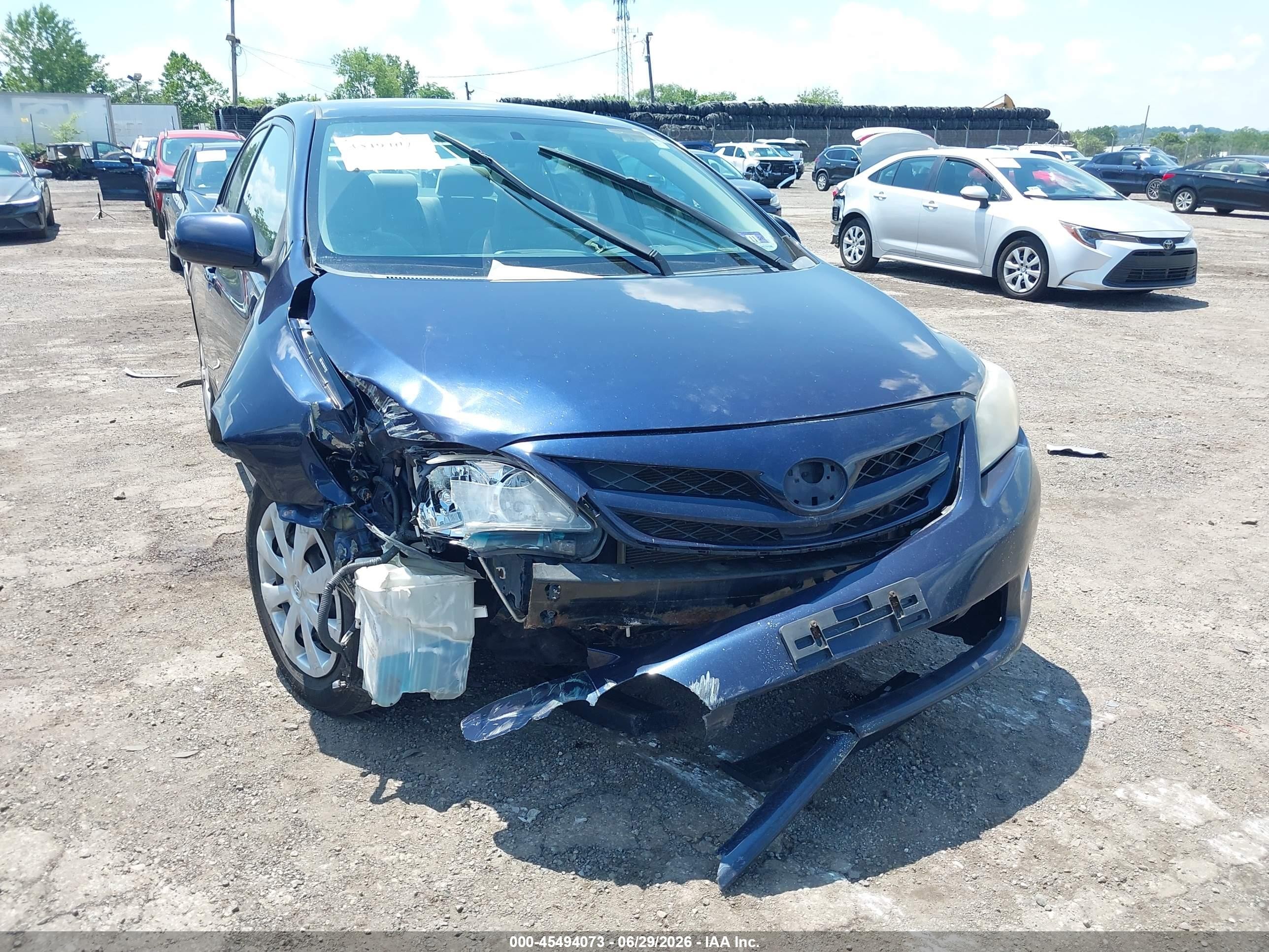 2011 Toyota Corolla Le Blue vin: 2T1BU4EE6BC693349