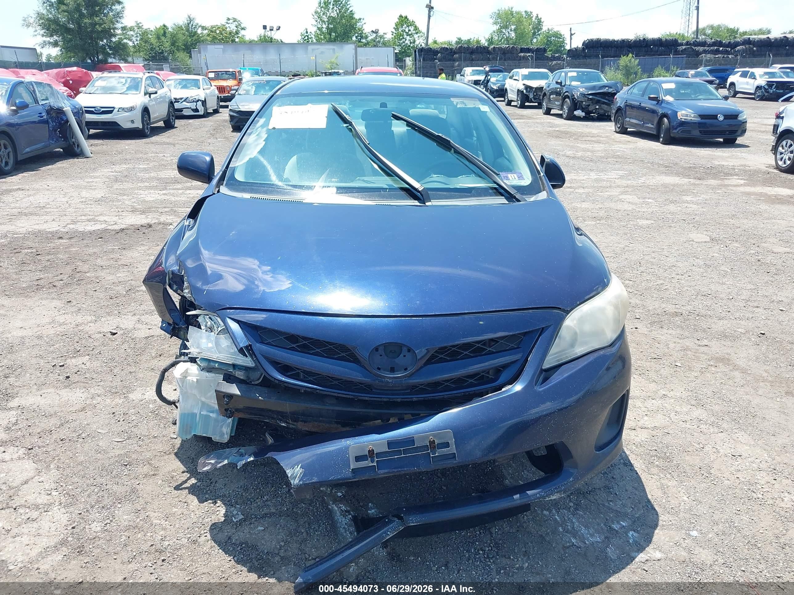 2011 Toyota Corolla Le Blue vin: 2T1BU4EE6BC693349