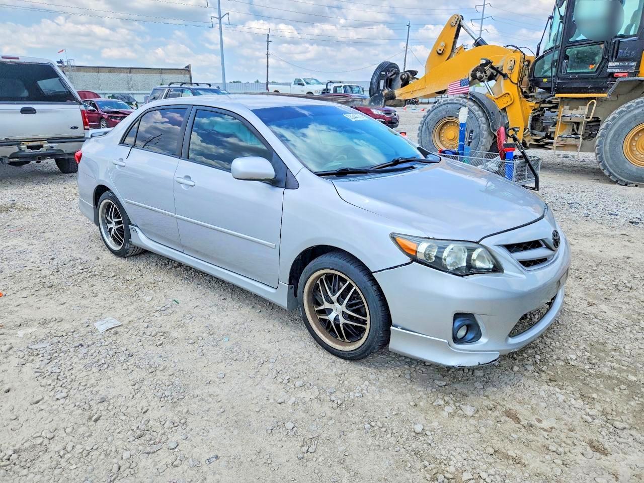 2011 Toyota Corolla S Silver vin: 2T1BU4EE6BC710554