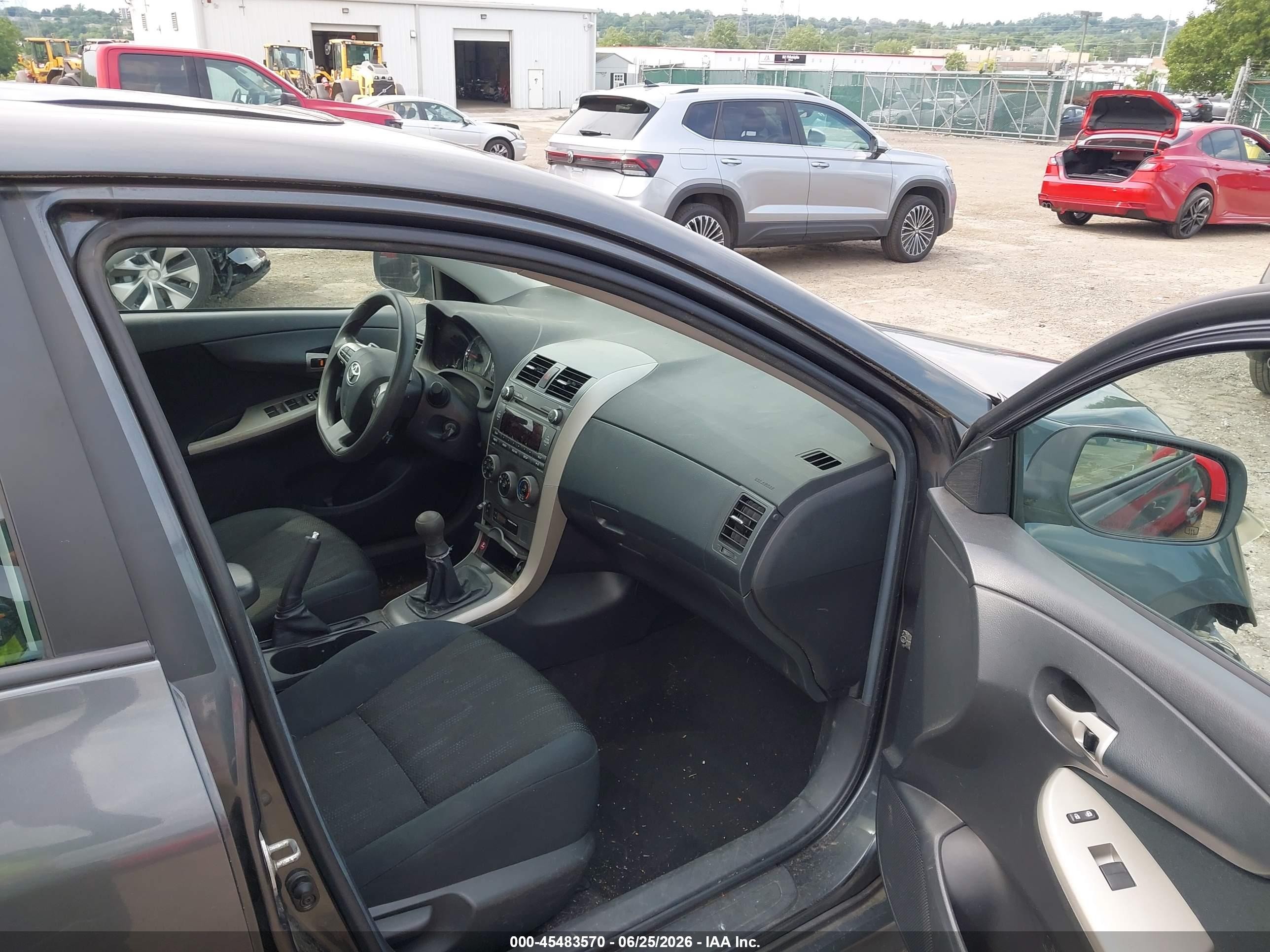 2011 Toyota Corolla S Gray vin: 2T1BU4EE6BC716032