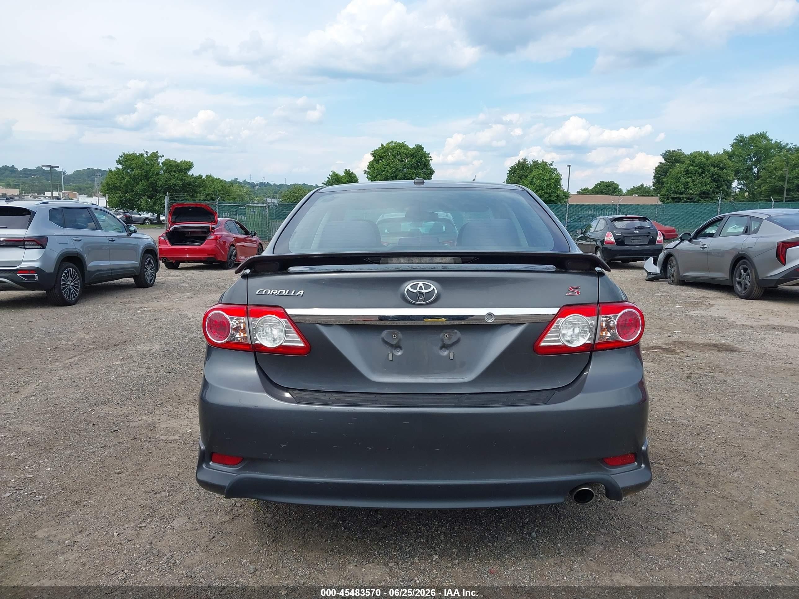 2011 Toyota Corolla S Gray vin: 2T1BU4EE6BC716032