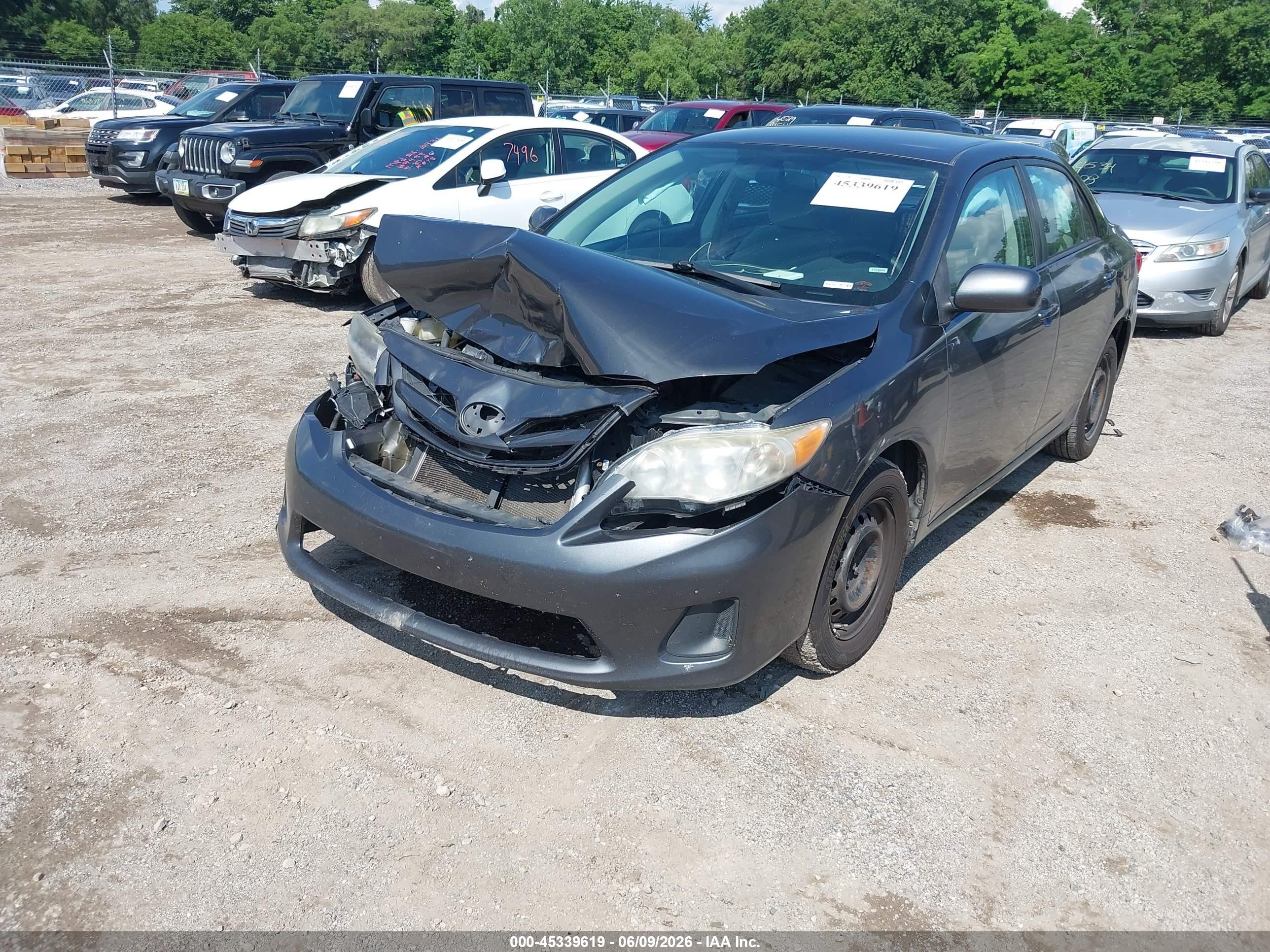 2011 Toyota Corolla Le Gray vin: 2T1BU4EE6BC727788