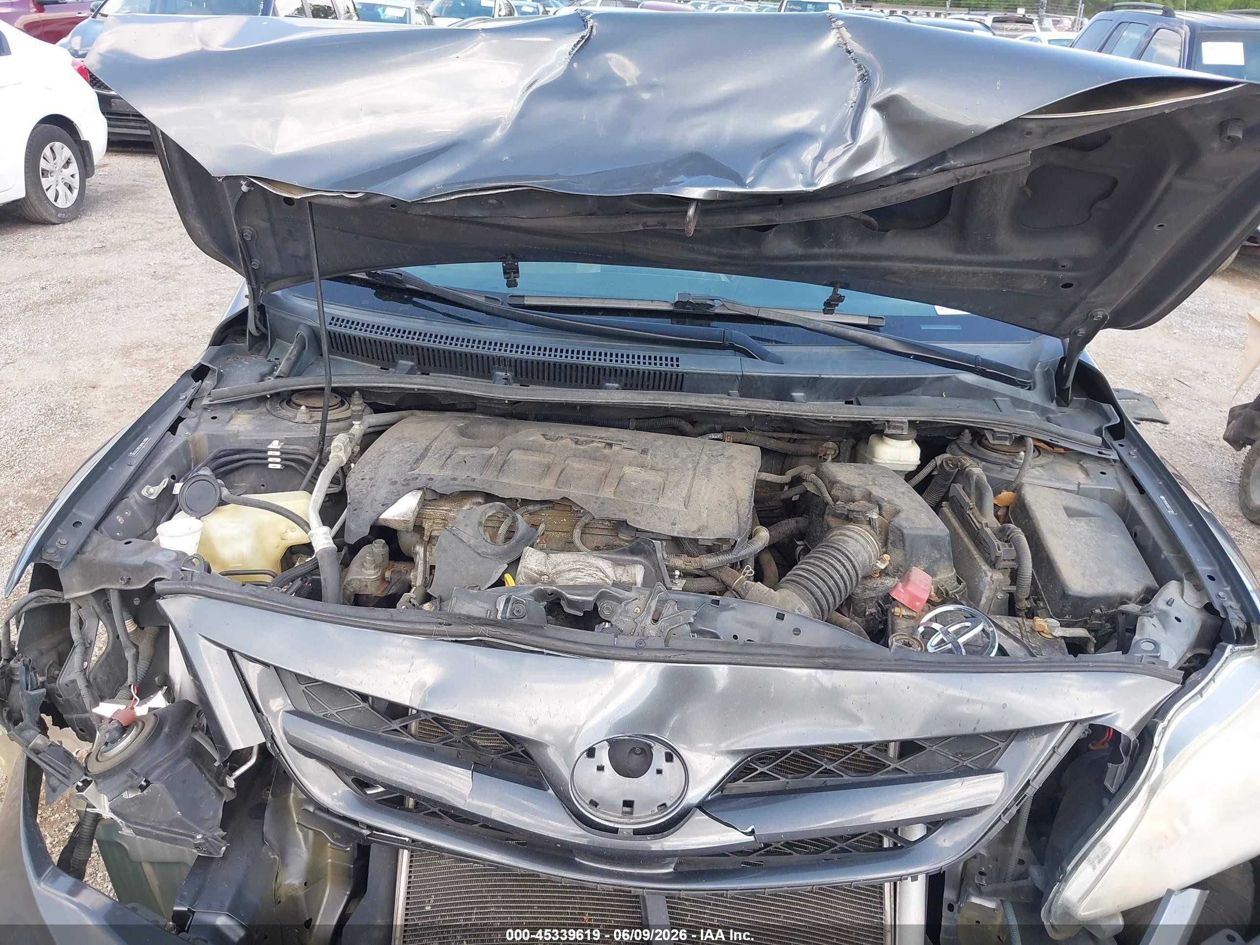 2011 Toyota Corolla Le Gray vin: 2T1BU4EE6BC727788
