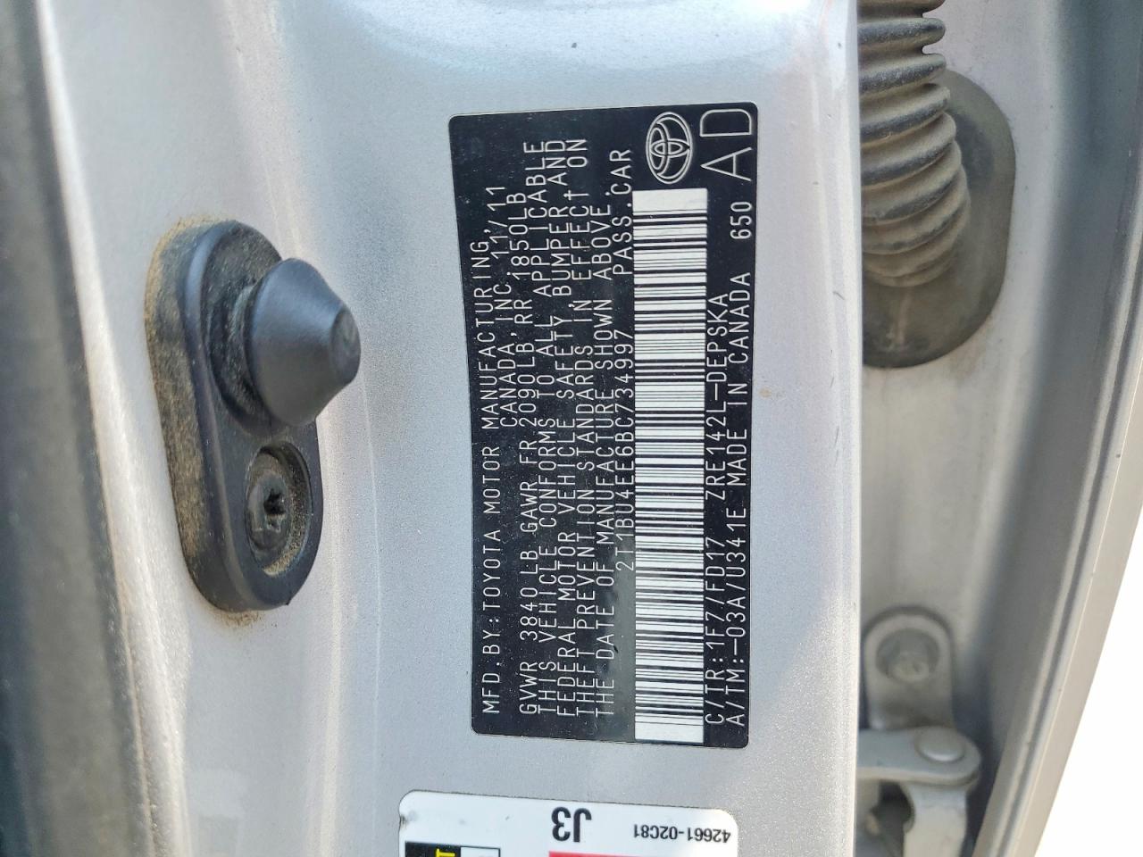 2011 Toyota Corolla S Silver vin: 2T1BU4EE6BC734997