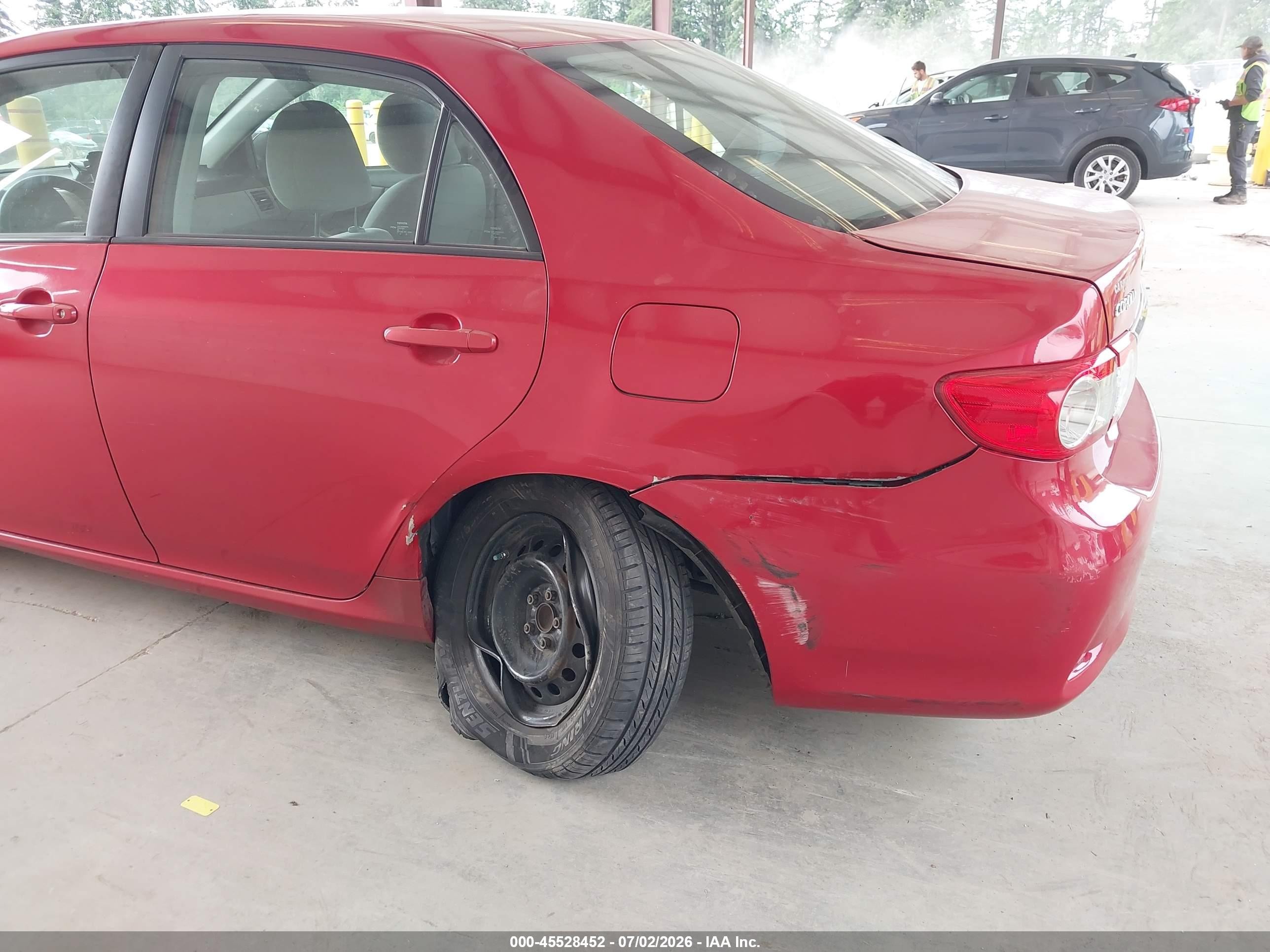 2011 Toyota Corolla Le Красный vin: 2T1BU4EE6BC737818