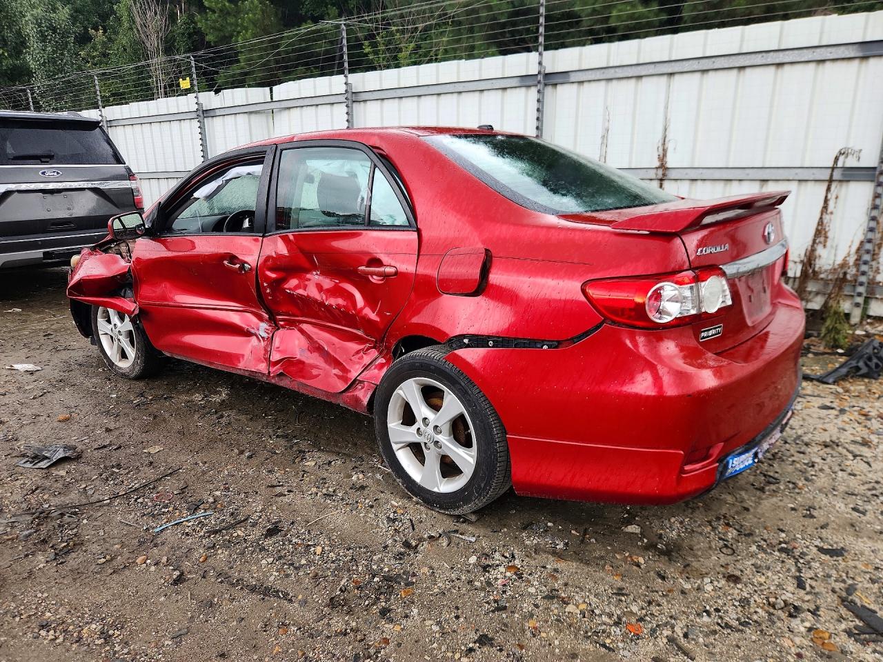 2011 Toyota Corolla S Red vin: 2T1BU4EE6BC743103