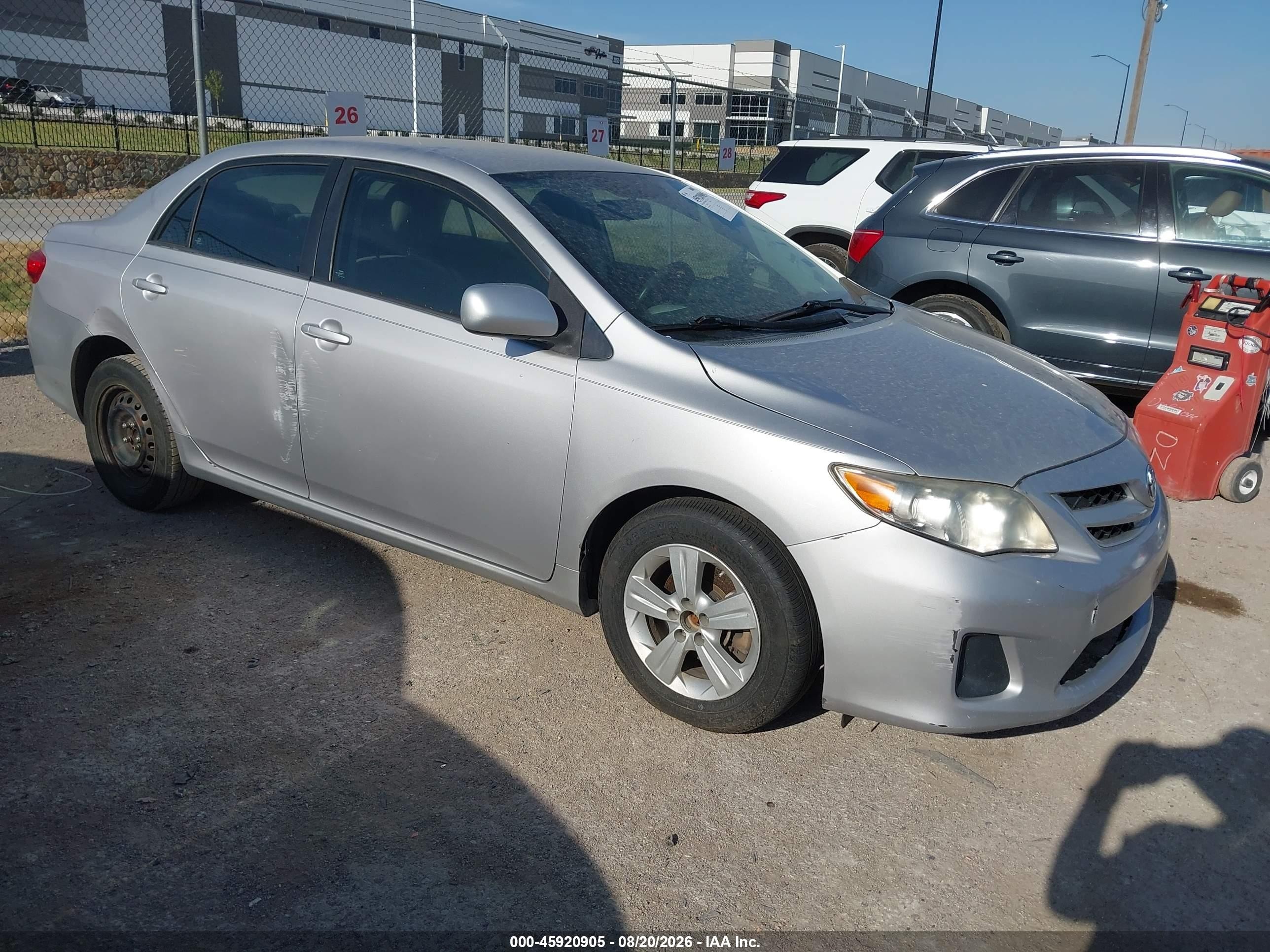 2011 Toyota Corolla Le Silver vin: 2T1BU4EE6BC747295