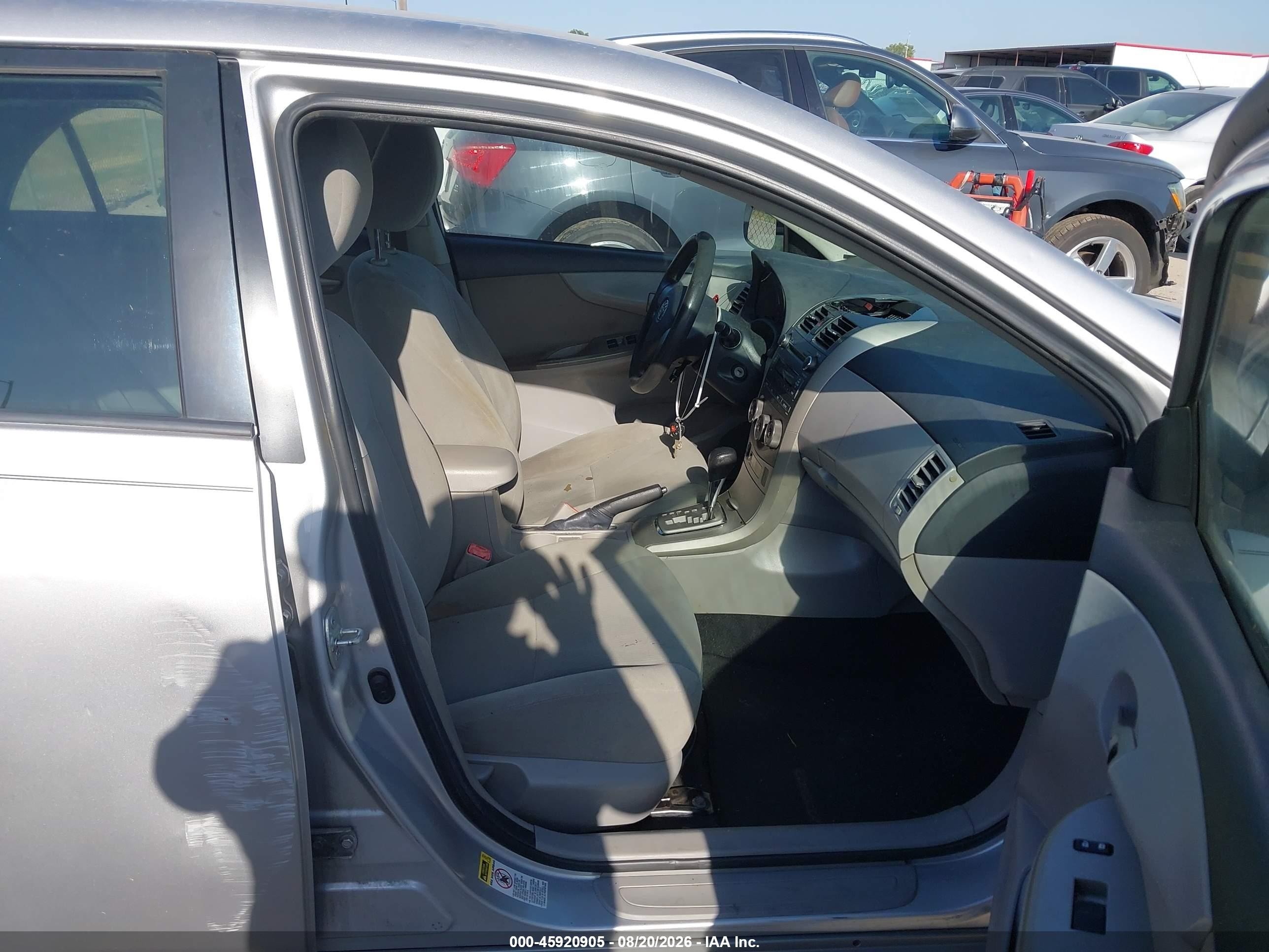 2011 Toyota Corolla Le Silver vin: 2T1BU4EE6BC747295