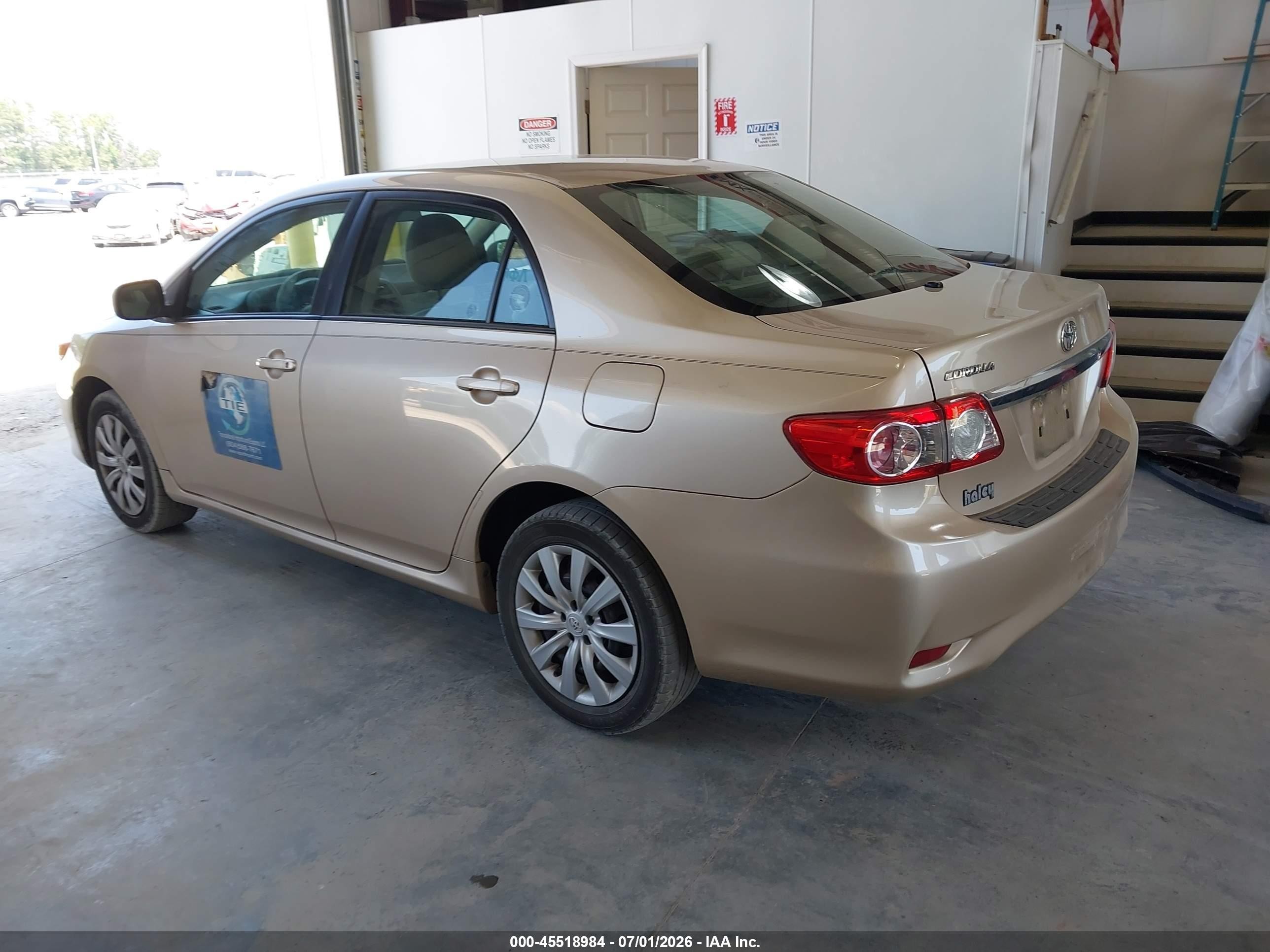 2012 Toyota Corolla Le Gold vin: 2T1BU4EE6CC764616