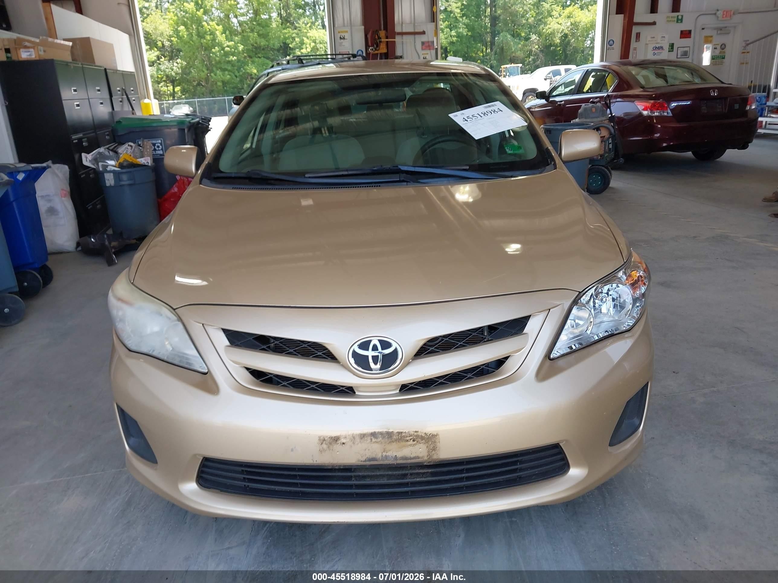 2012 Toyota Corolla Le Gold vin: 2T1BU4EE6CC764616