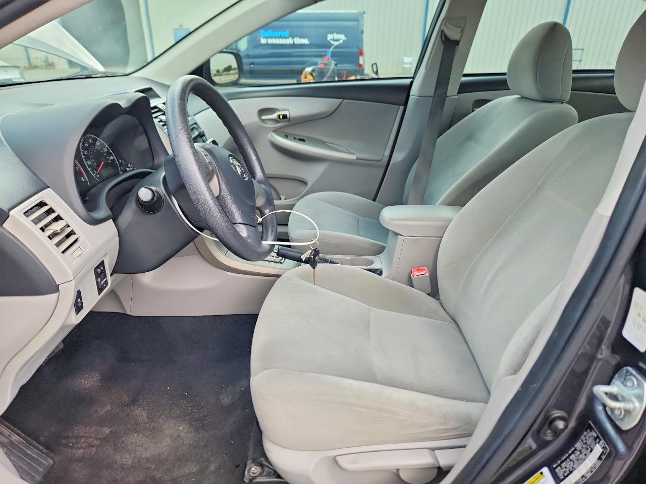 2012 Toyota Corolla Le Gray vin: 2T1BU4EE6CC769959