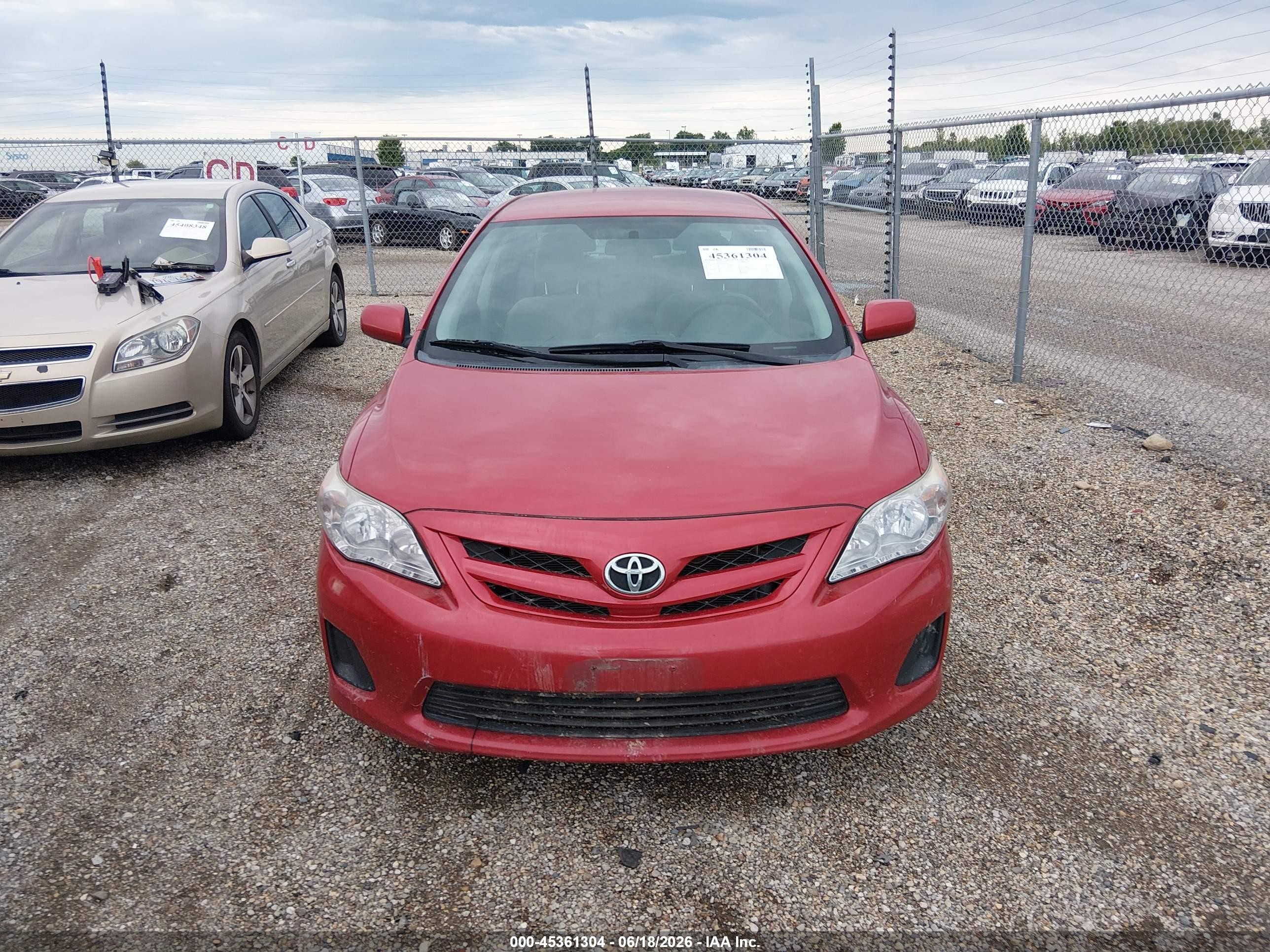 2012 Toyota Corolla Le Red vin: 2T1BU4EE6CC780573