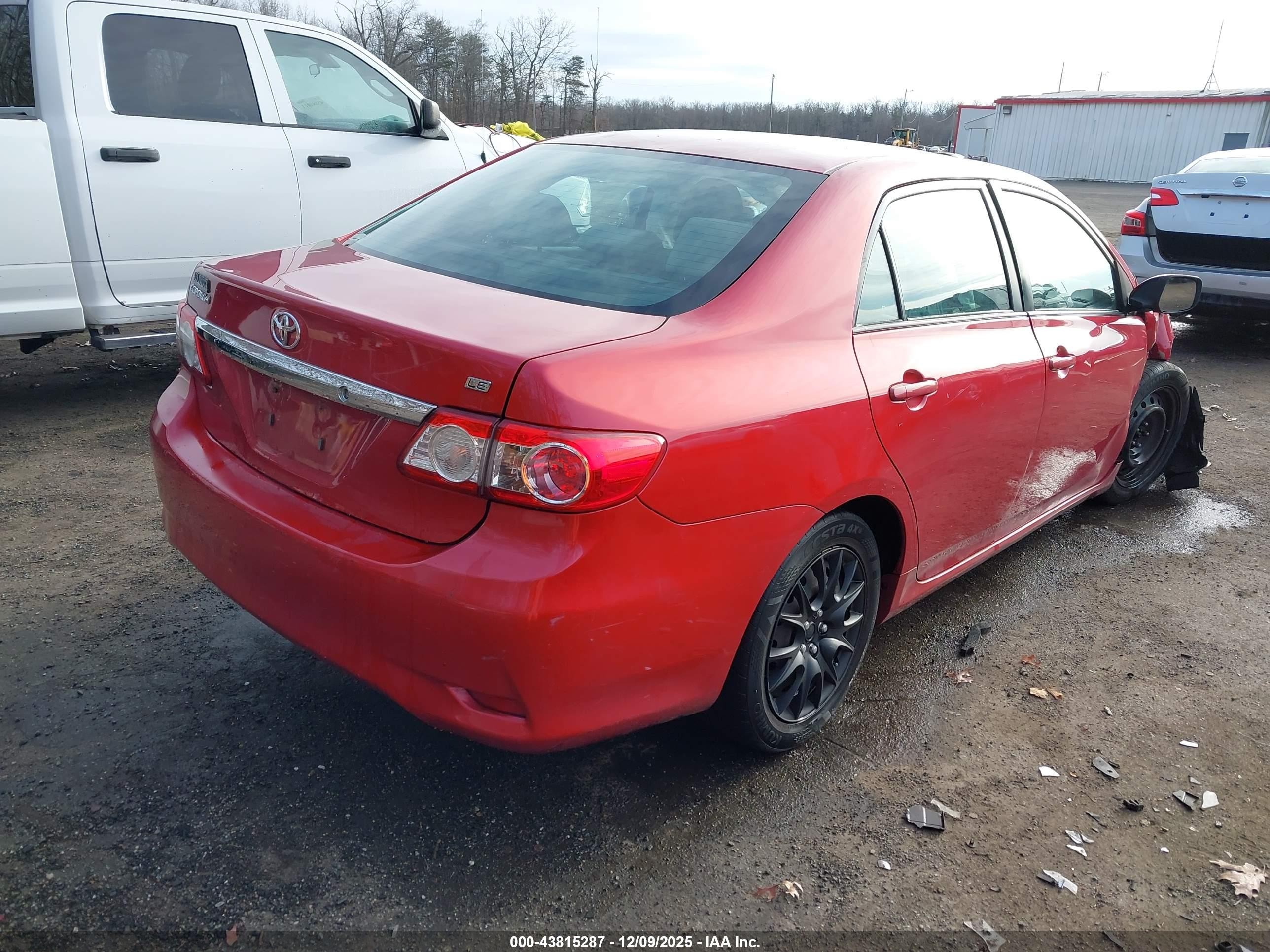 2012 Toyota Corolla Le Red vin: 2T1BU4EE6CC791654