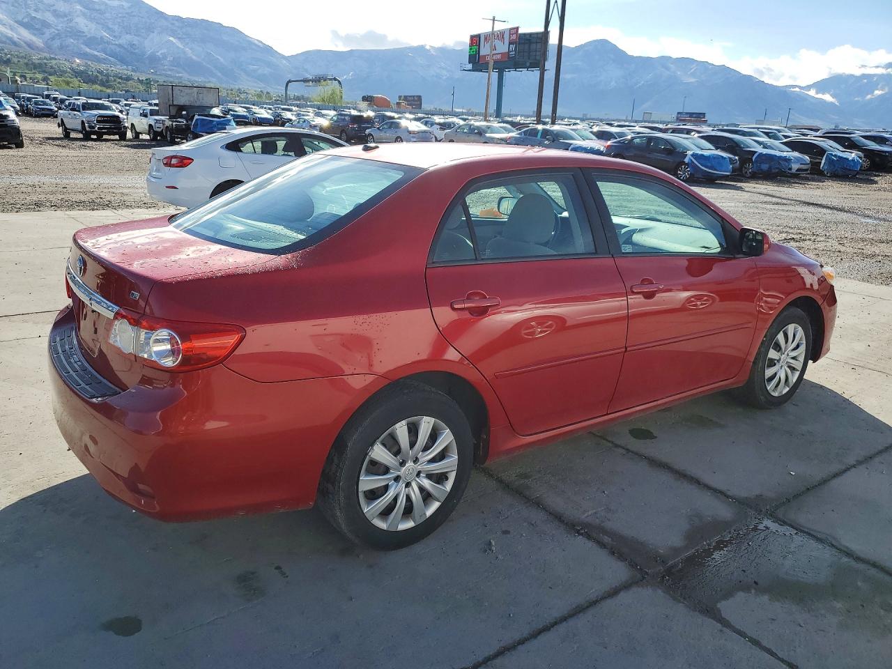 2012 Toyota Corolla Le Red vin: 2T1BU4EE6CC791749