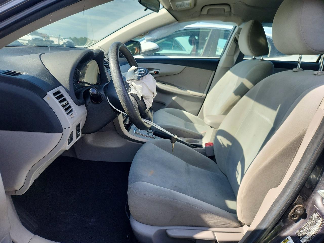 2012 Toyota Corolla Le Серый vin: 2T1BU4EE6CC817041