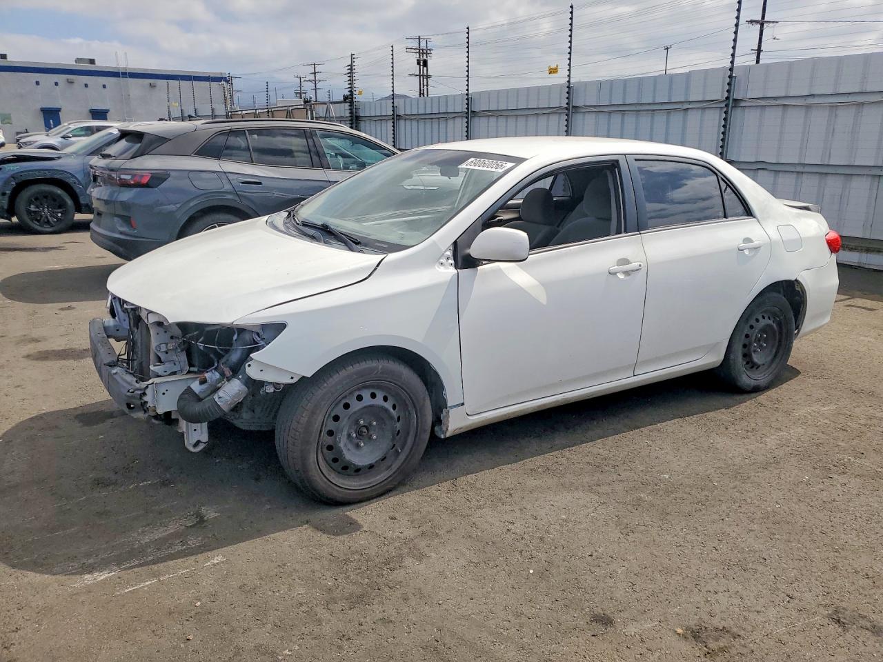 2012 Toyota Corolla Le White vin: 2T1BU4EE6CC840061