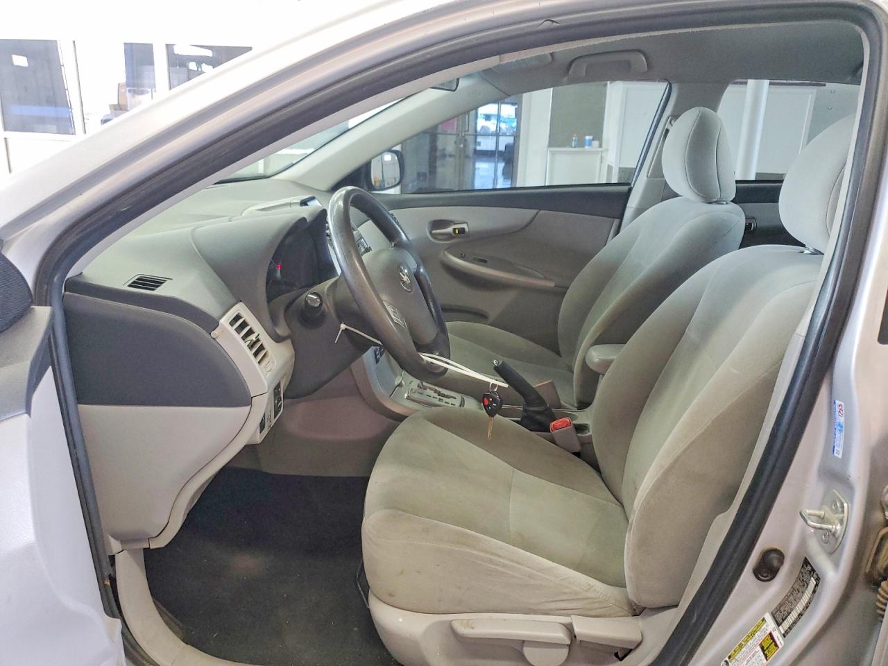 2012 Toyota Corolla Le Silver vin: 2T1BU4EE6CC874999