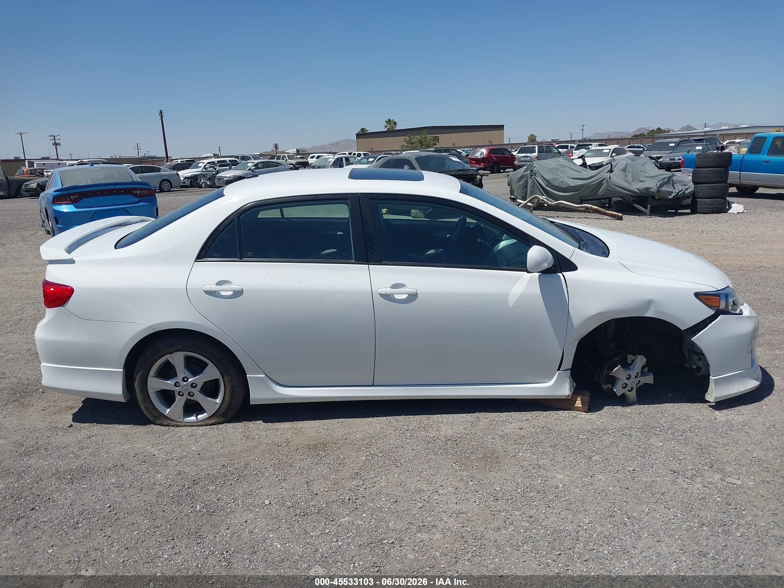 2012 Toyota Corolla S White vin: 2T1BU4EE6CC899689