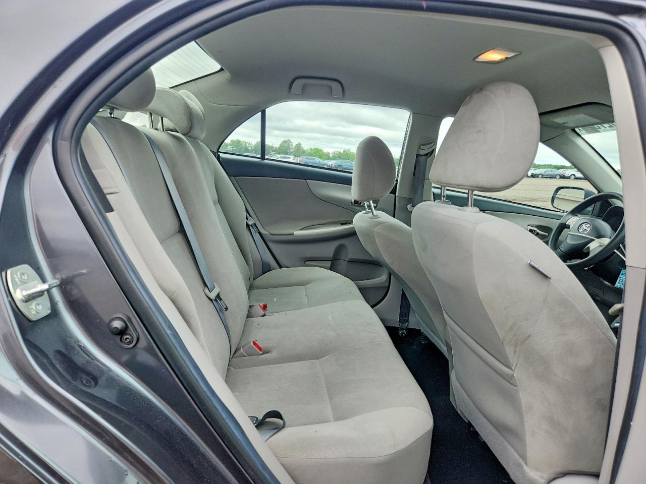 2012 Toyota Corolla Le Gray vin: 2T1BU4EE6CC906060