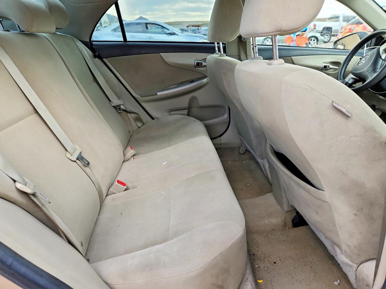 2013 Toyota Corolla Le Tan vin: 2T1BU4EE6DC005367