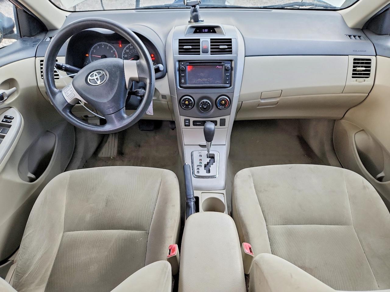 2013 Toyota Corolla Le Tan vin: 2T1BU4EE6DC005367
