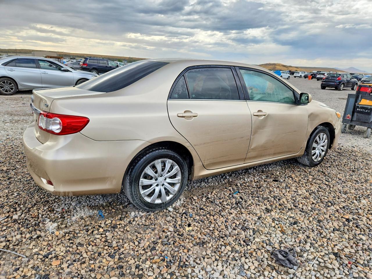 2013 Toyota Corolla Le Tan vin: 2T1BU4EE6DC005367
