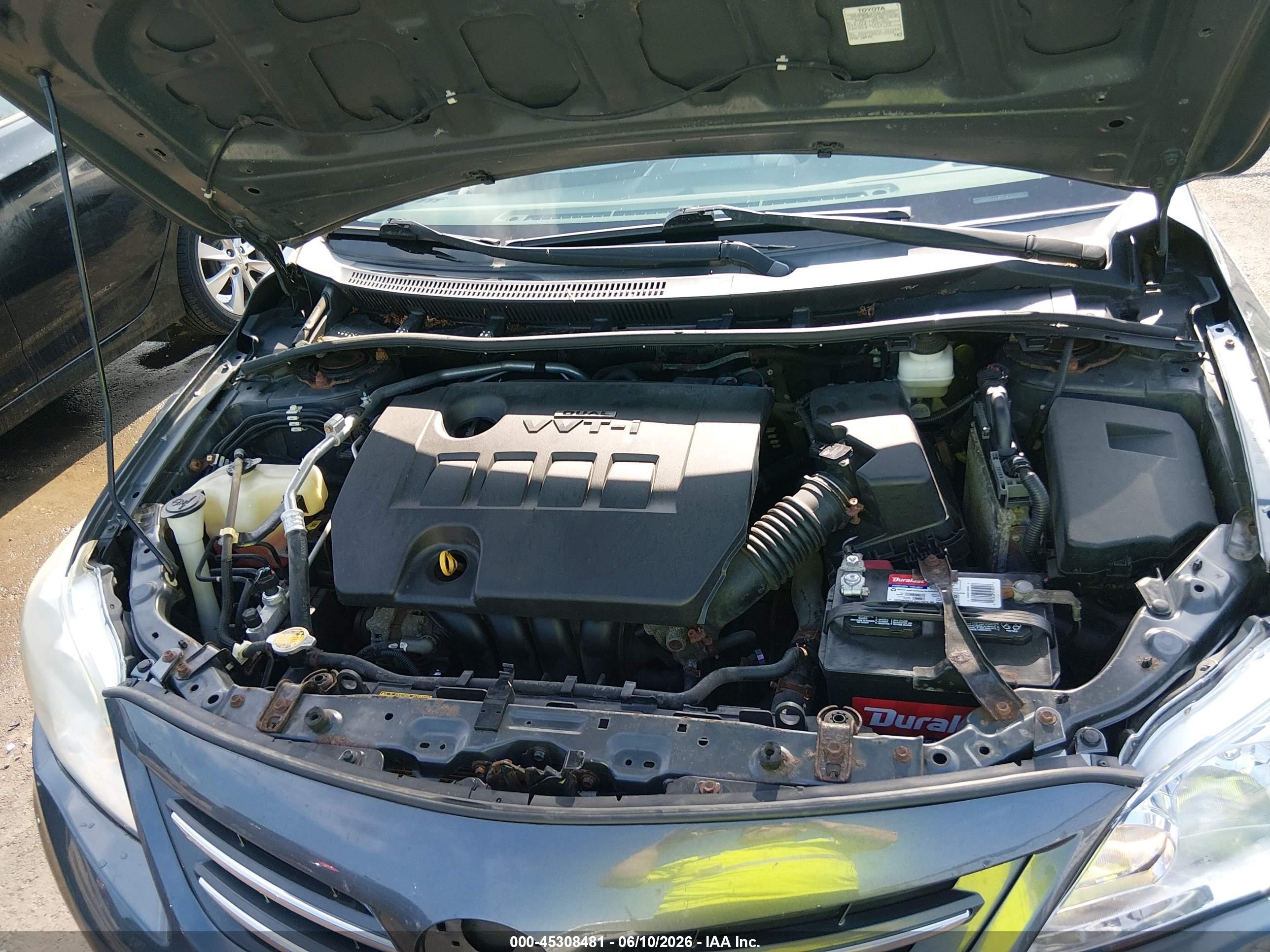 2013 Toyota Corolla Le Gray vin: 2T1BU4EE6DC008270