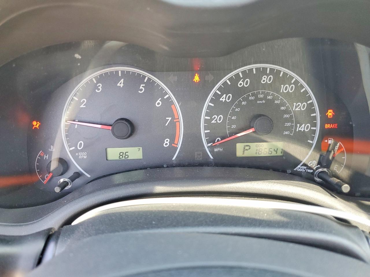 2013 Toyota Corolla Le Red vin: 2T1BU4EE6DC014831