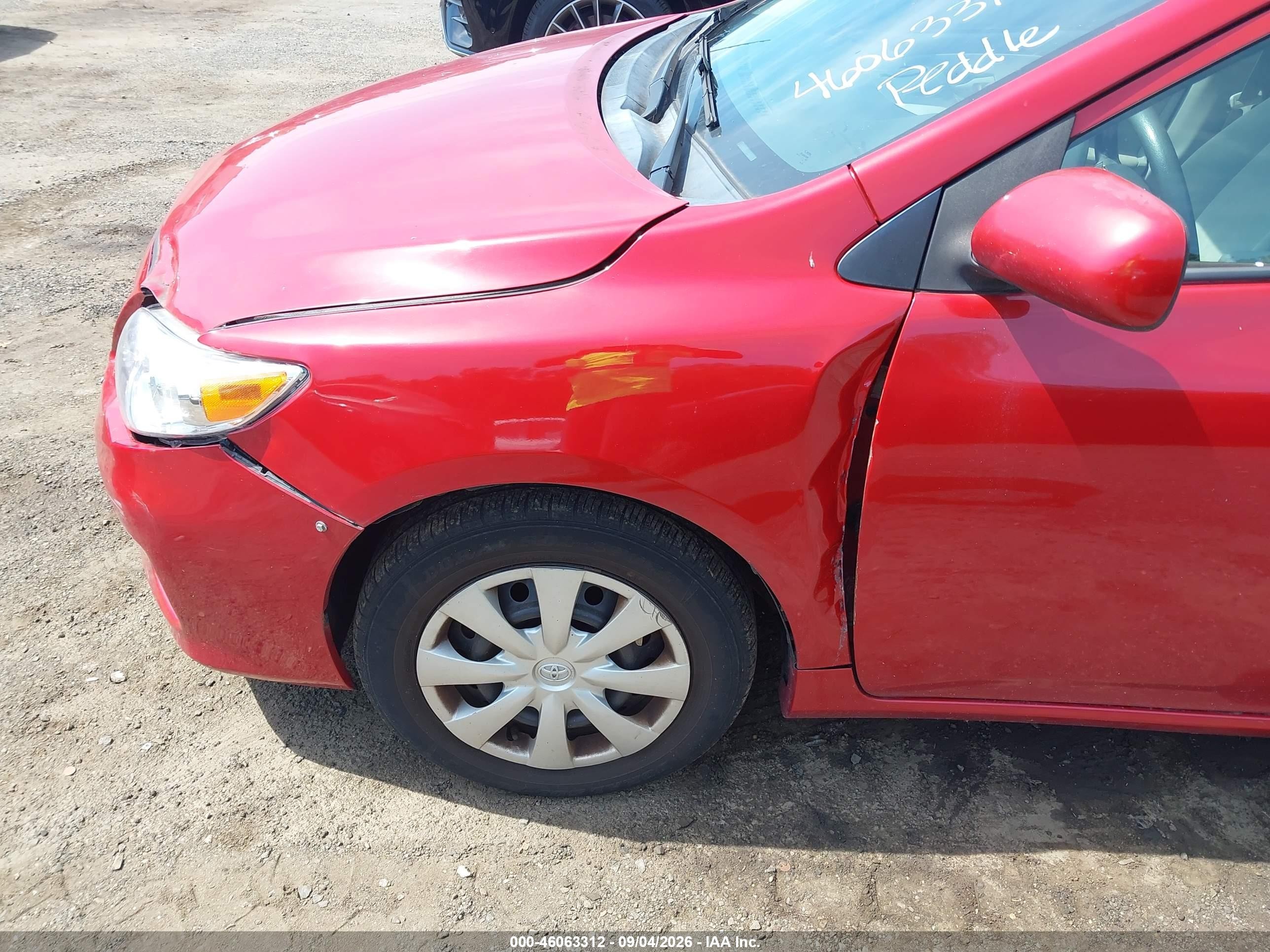 2013 Toyota Corolla L Red vin: 2T1BU4EE6DC022735