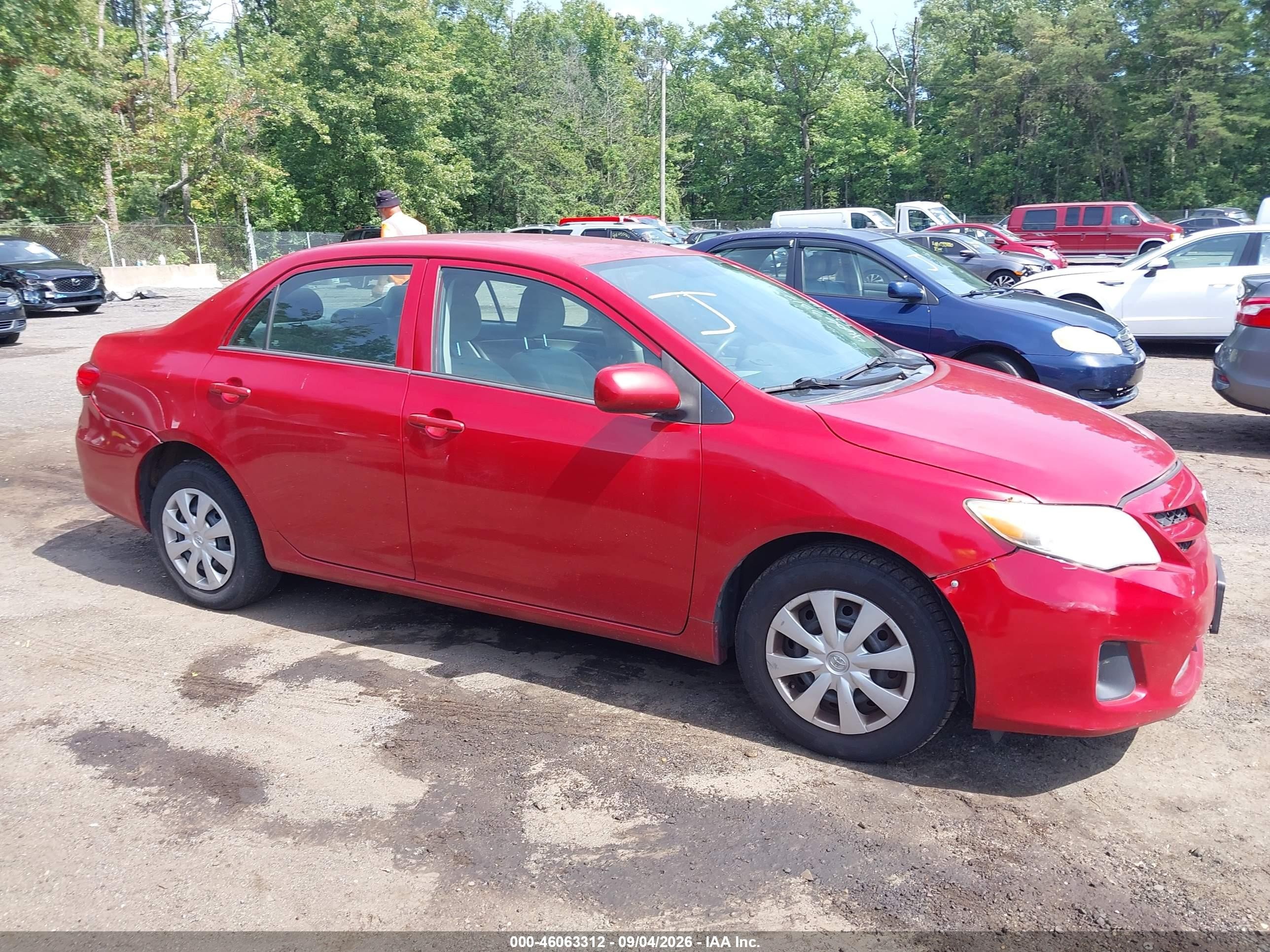 2013 Toyota Corolla L Red vin: 2T1BU4EE6DC022735
