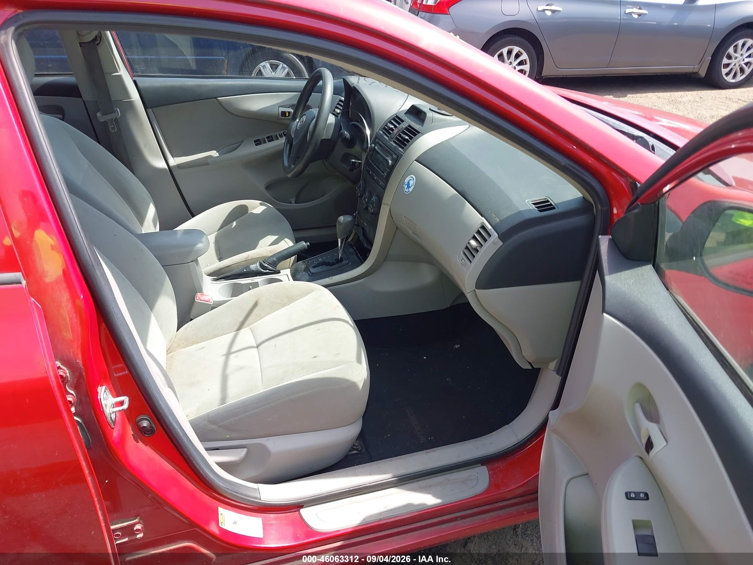 2013 Toyota Corolla L Red vin: 2T1BU4EE6DC022735