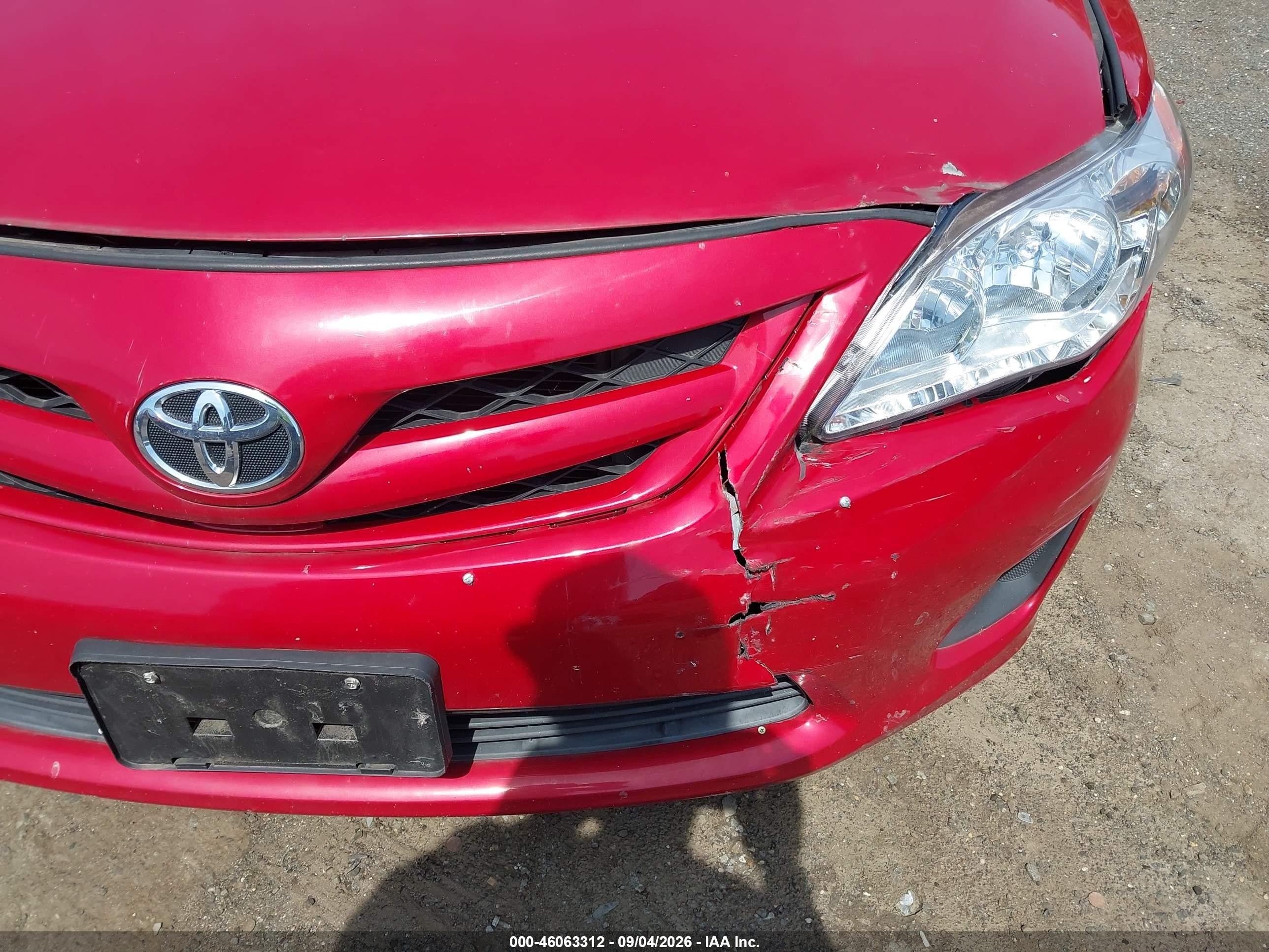 2013 Toyota Corolla L Red vin: 2T1BU4EE6DC022735