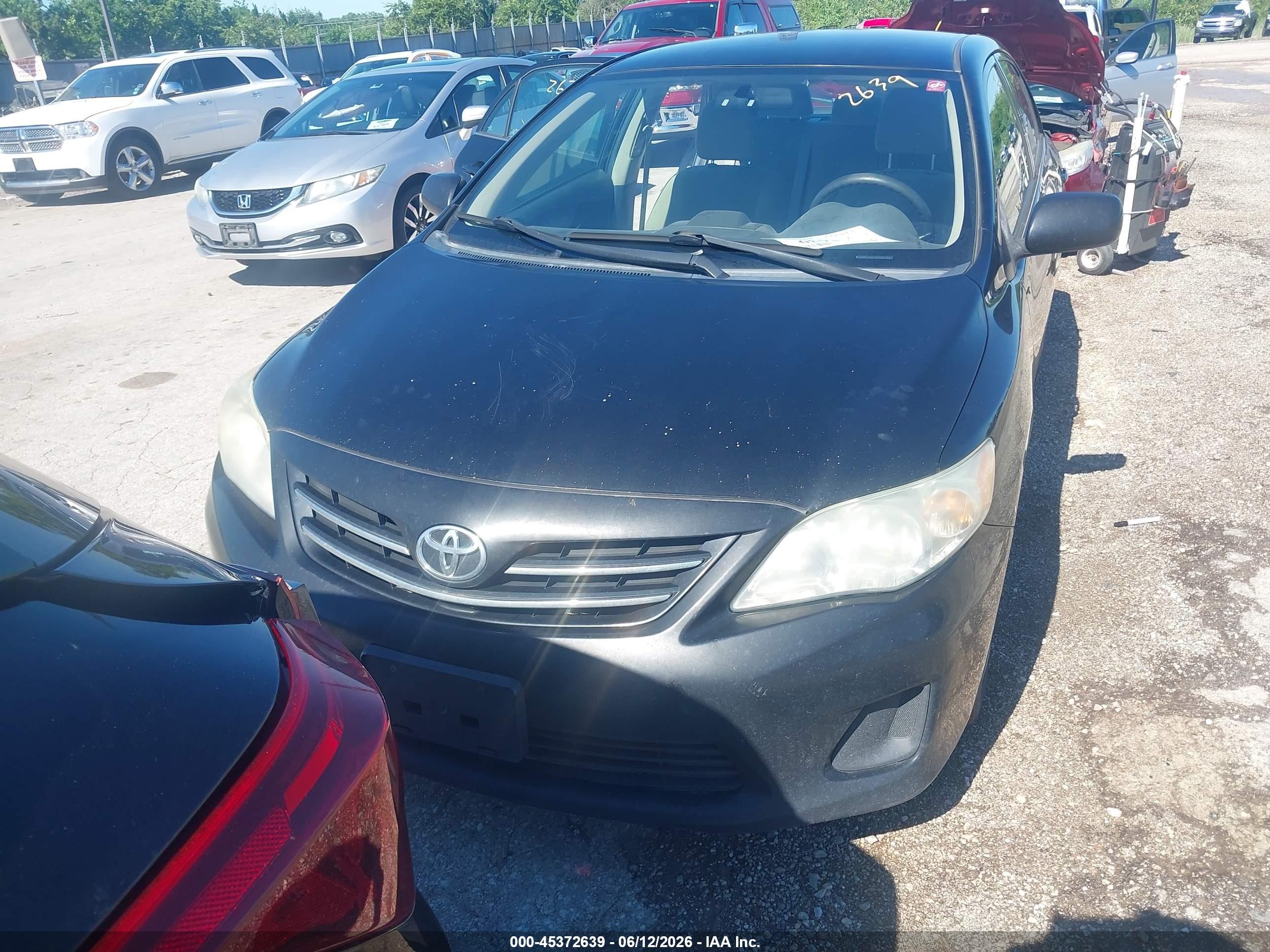 2013 Toyota Corolla Le Black vin: 2T1BU4EE6DC031578
