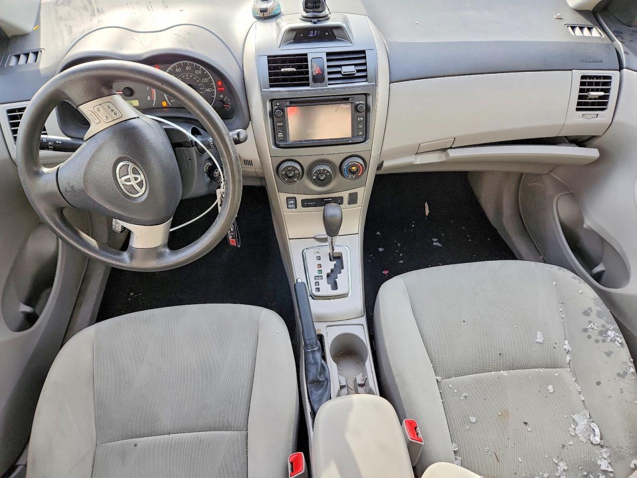 2013 Toyota Corolla Le Silver vin: 2T1BU4EE6DC040037