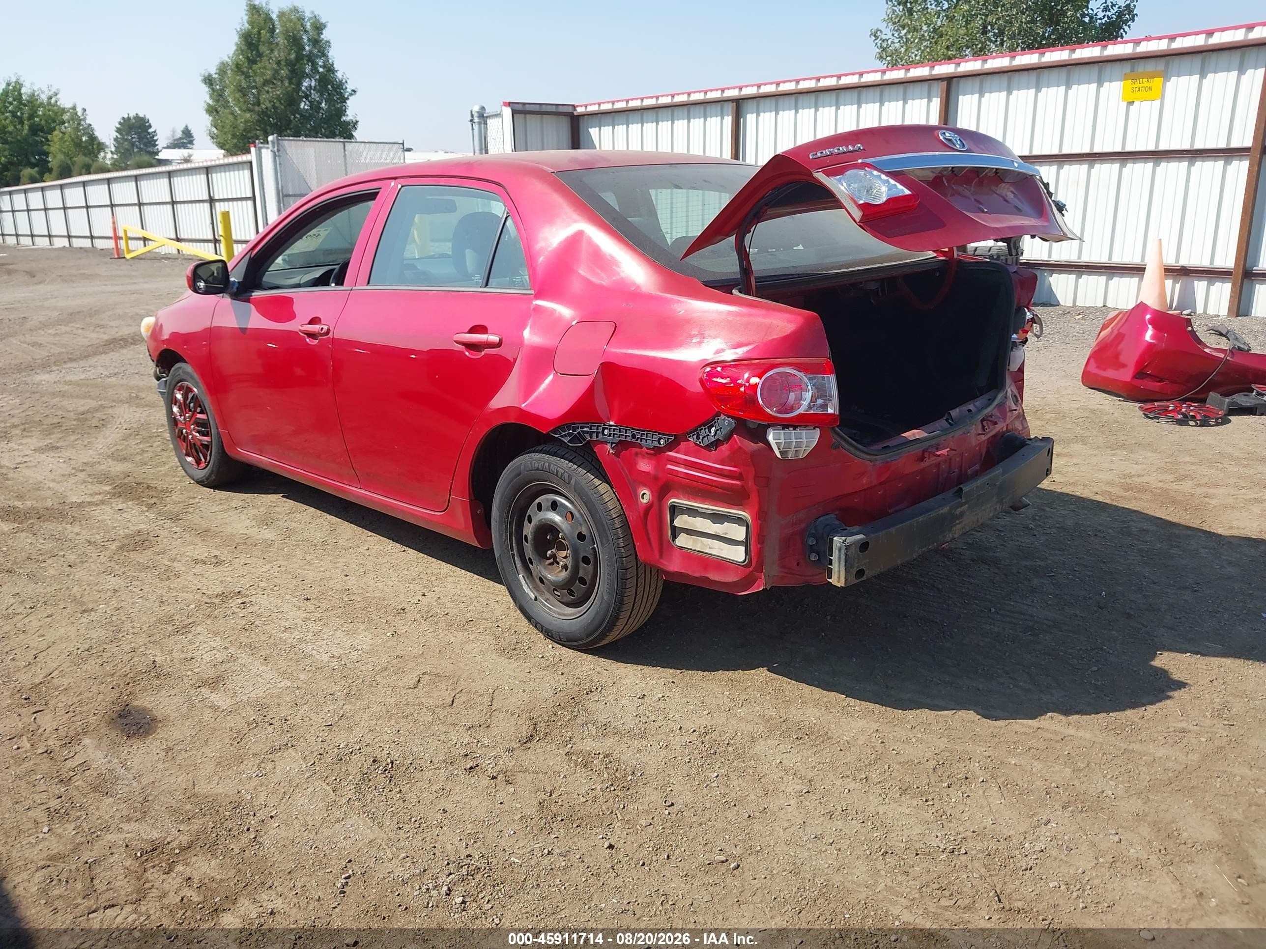 2013 Toyota Corolla L Красный vin: 2T1BU4EE6DC055511