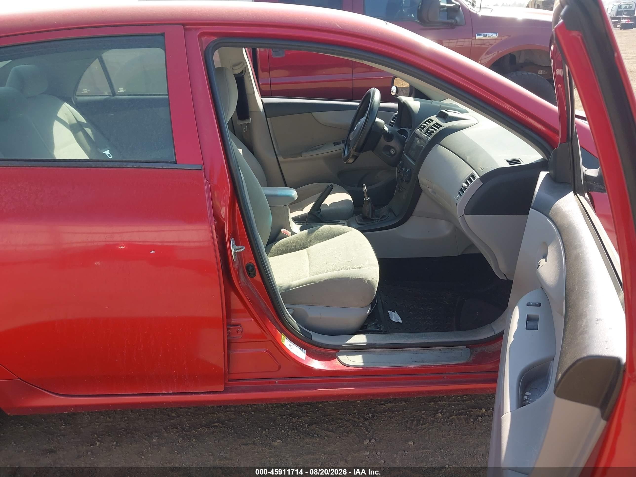 2013 Toyota Corolla L Красный vin: 2T1BU4EE6DC055511