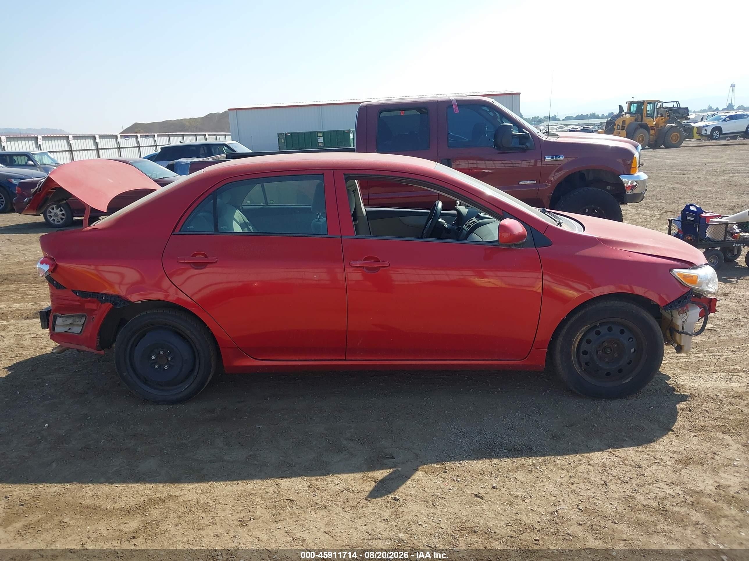 2013 Toyota Corolla L Красный vin: 2T1BU4EE6DC055511