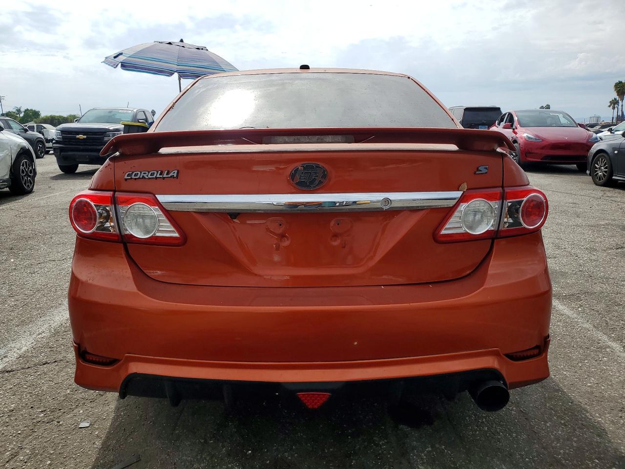 2013 Toyota Corolla S Special Edition Orange vin: 2T1BU4EE6DC077847