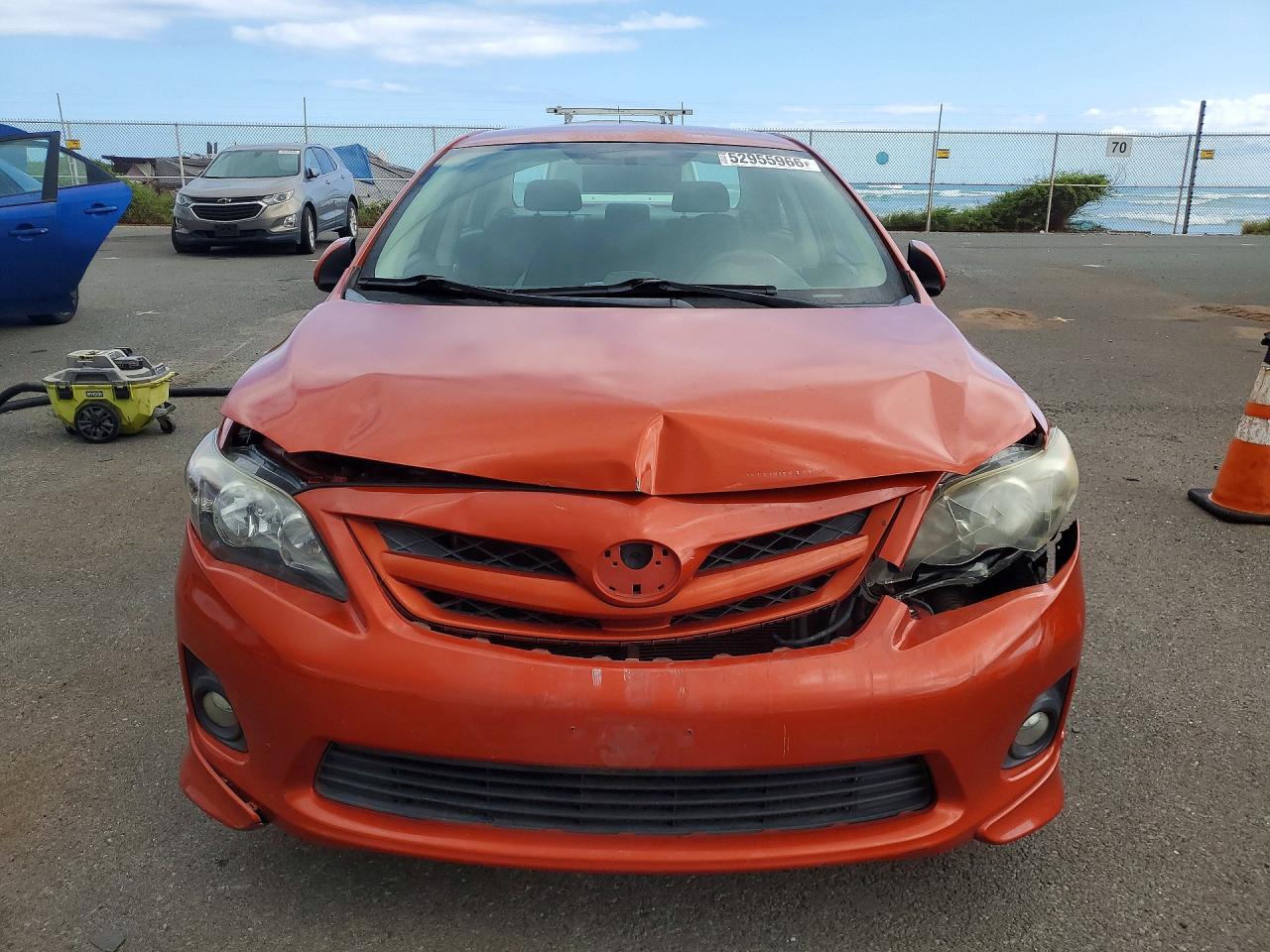 2013 Toyota Corolla S Special Edition Orange vin: 2T1BU4EE6DC083342