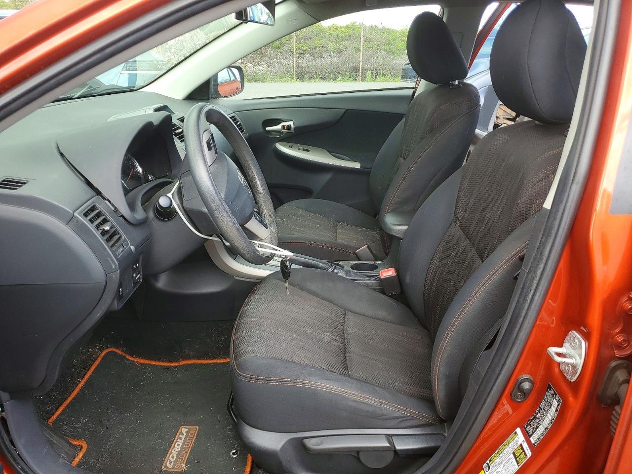 2013 Toyota Corolla S Special Edition Orange vin: 2T1BU4EE6DC083342