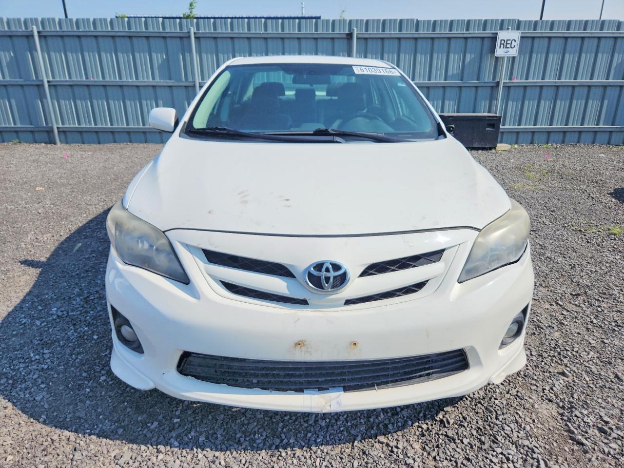 2013 Toyota Corolla L White vin: 2T1BU4EE6DC092185