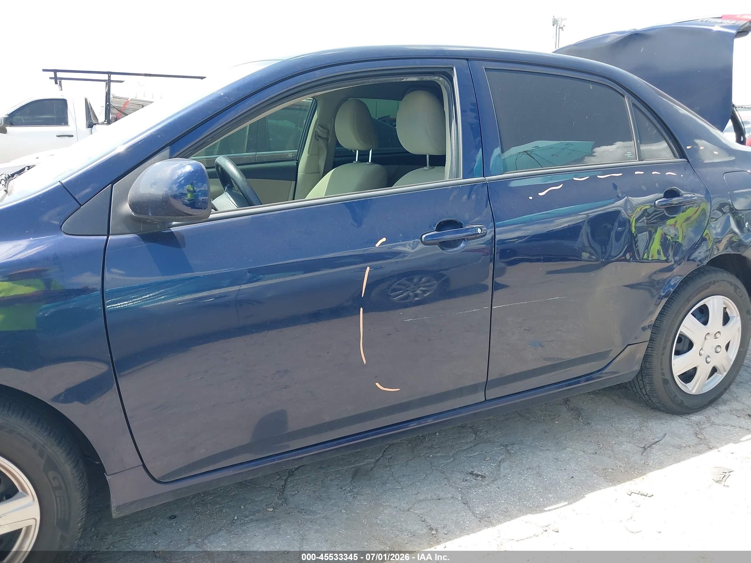 2013 Toyota Corolla L Blue vin: 2T1BU4EE6DC097418