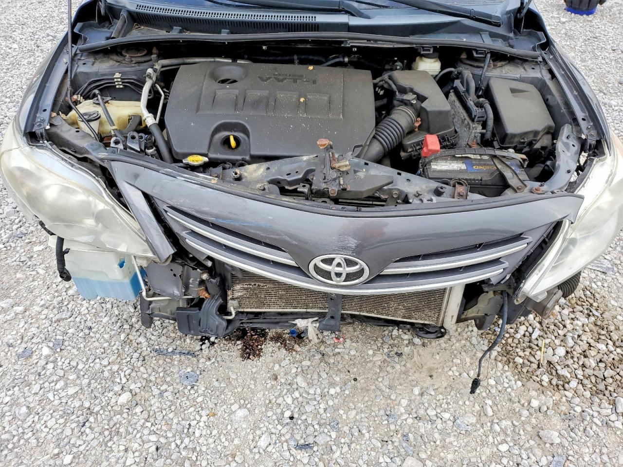 2013 Toyota Corolla Le Gray vin: 2T1BU4EE6DC097774