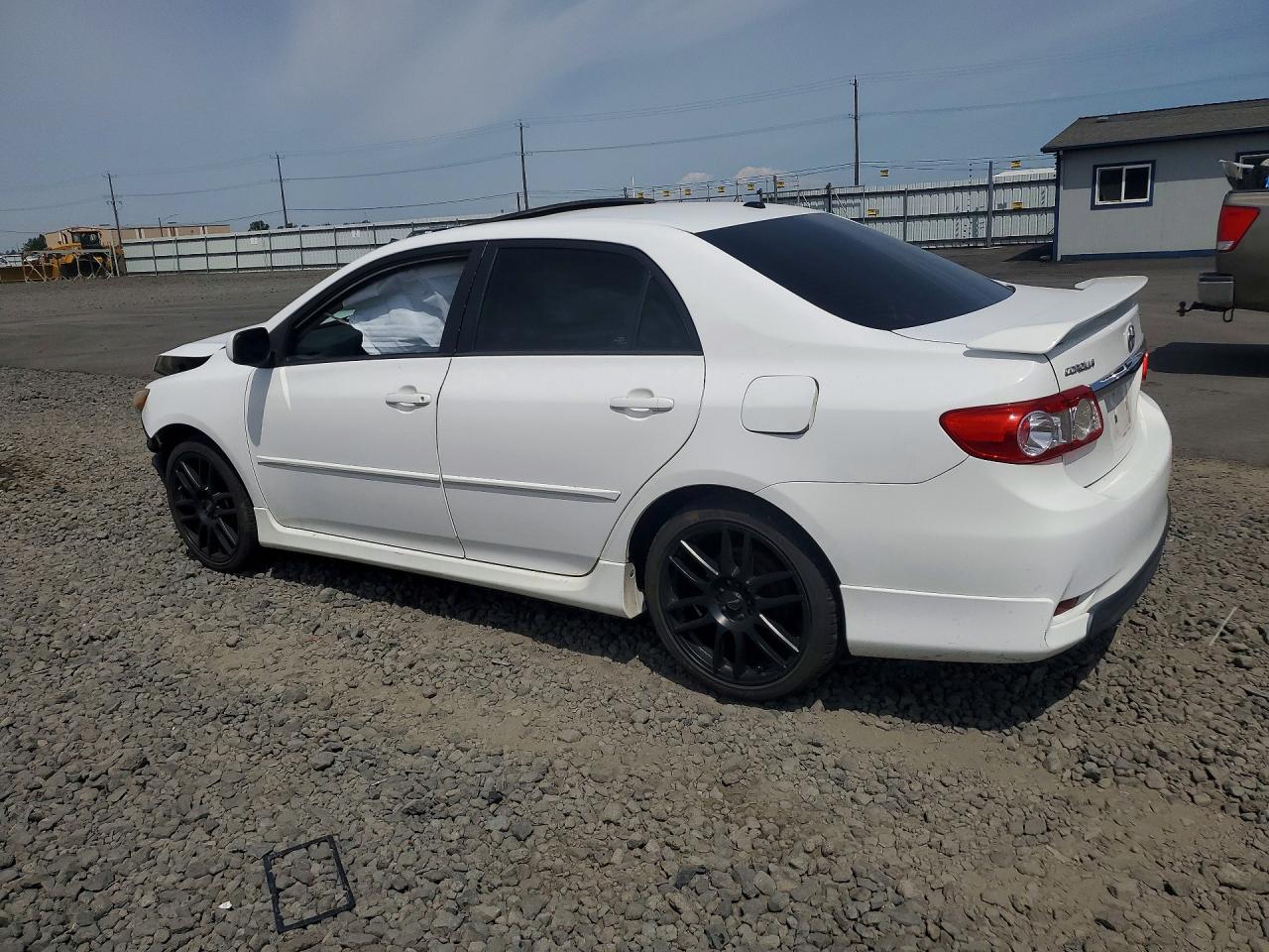 2013 Toyota Corolla S White vin: 2T1BU4EE6DC118560