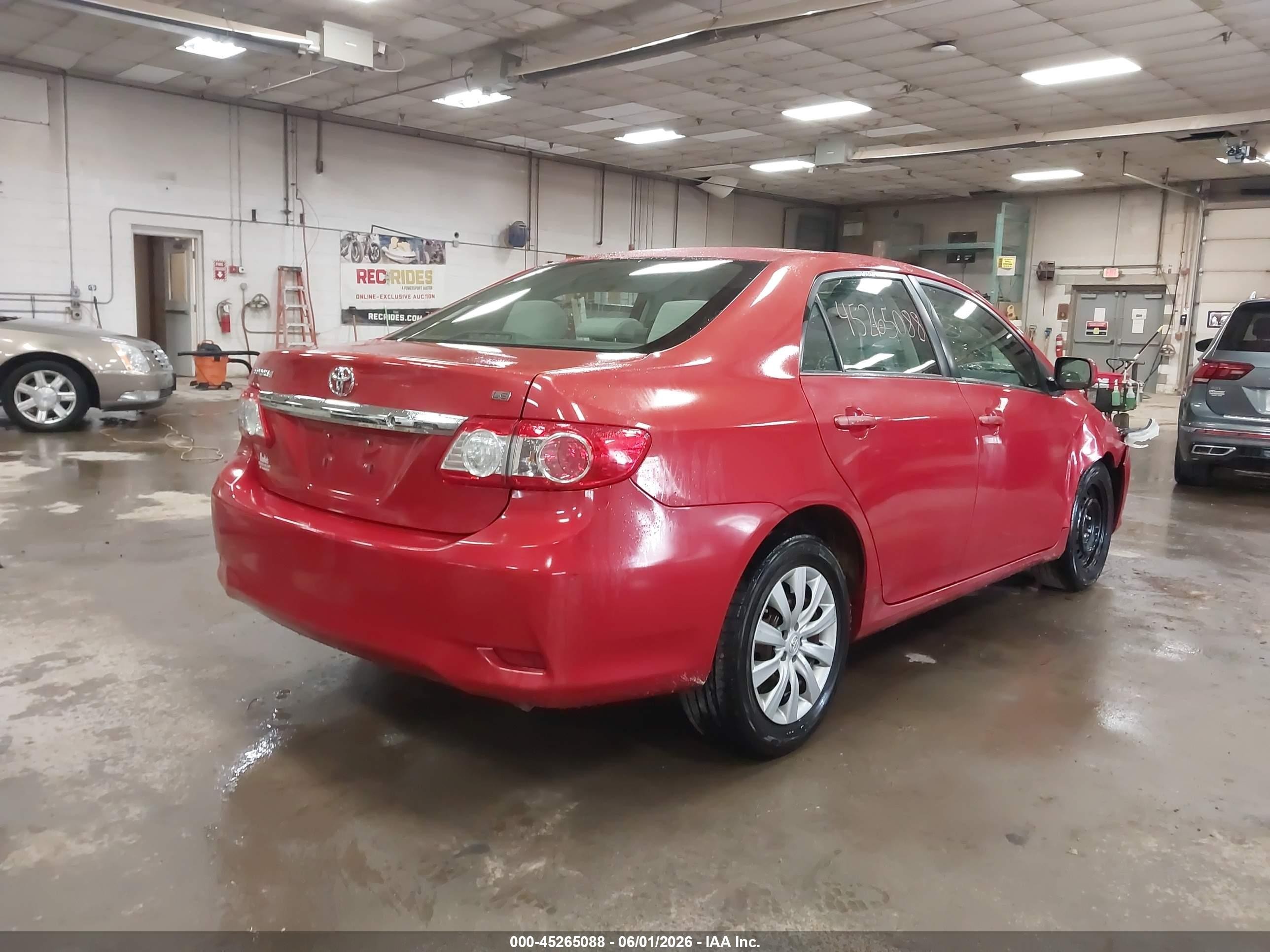 2013 Toyota Corolla Le Красный vin: 2T1BU4EE6DC925659